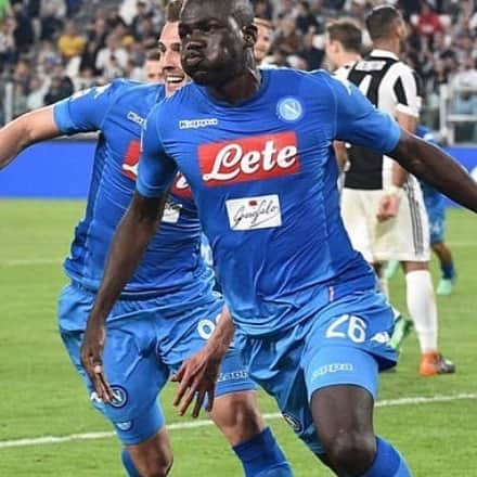 ポール・ポグバさんのインスタグラム写真 - (ポール・ポグバInstagram)「MA CHE GOAL HA FATTO KOULIBALY #JuveNapoli 4-3」9月1日 5時46分 - juvefanpage