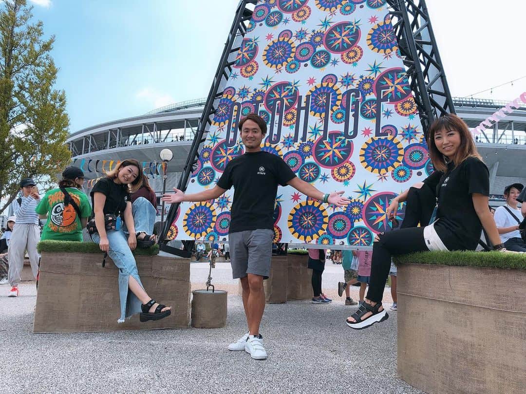 のインスタグラム：「‪音楽と髭達2019-最後の花火-、一日本当に楽しませていただきました。FM-NIIGATAも、生放送や公開録音と盛りだくさんでした。全てのアーティストのみなさん、全てのお客さんたち、そして音髭に関わる全てのスタッフのみなさん、本当に素敵なフェスをありがとうございました。もう、夏が終わりましたね…‬ #音楽と髭達  #音髭 #音楽と髭達2019最後の花火  #音楽と髭達2019 #fmniigata #fm新潟 #fm775 #新潟フェス #フェス」