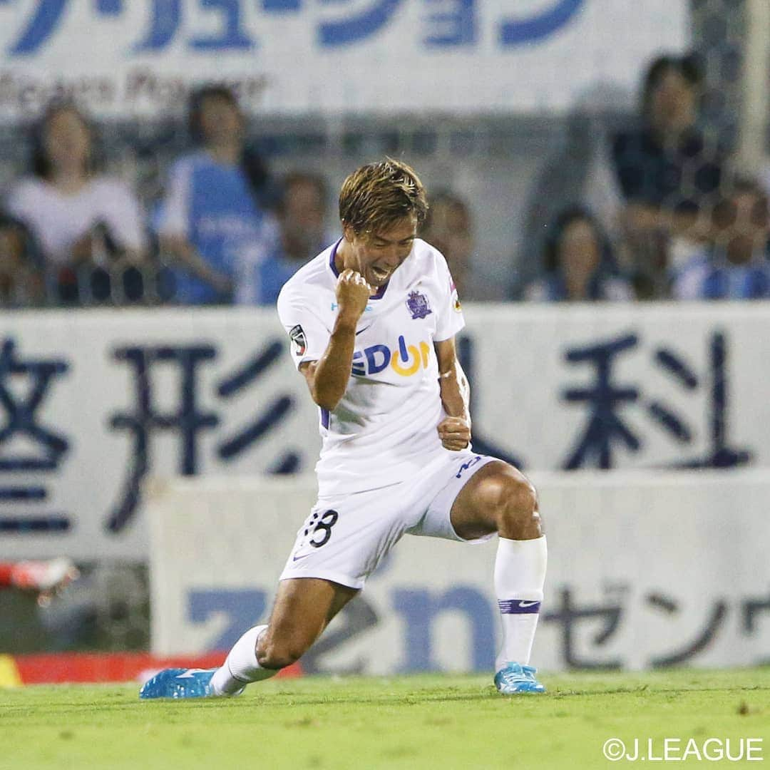 サンフレッチェ広島さんのインスタグラム写真 - (サンフレッチェ広島Instagram)「⚽明治安田生命J1リーグ第25節　試合結果⚽ ジュビロ磐田　0-2　サンフレッチェ広島 前半：0-0 後半：0-2 【得点者】レアンドロ・ペレイラ、柏好文  アウェイゲームながらも、たくさんのご声援、ありがとうございました🙌  #川辺駿 選手 #青山敏弘 選手 #レアンドロペレイラ 選手 #柏好文 選手 #sanfrecce #ICHIGAN」8月31日 21時53分 - sanfrecce.official