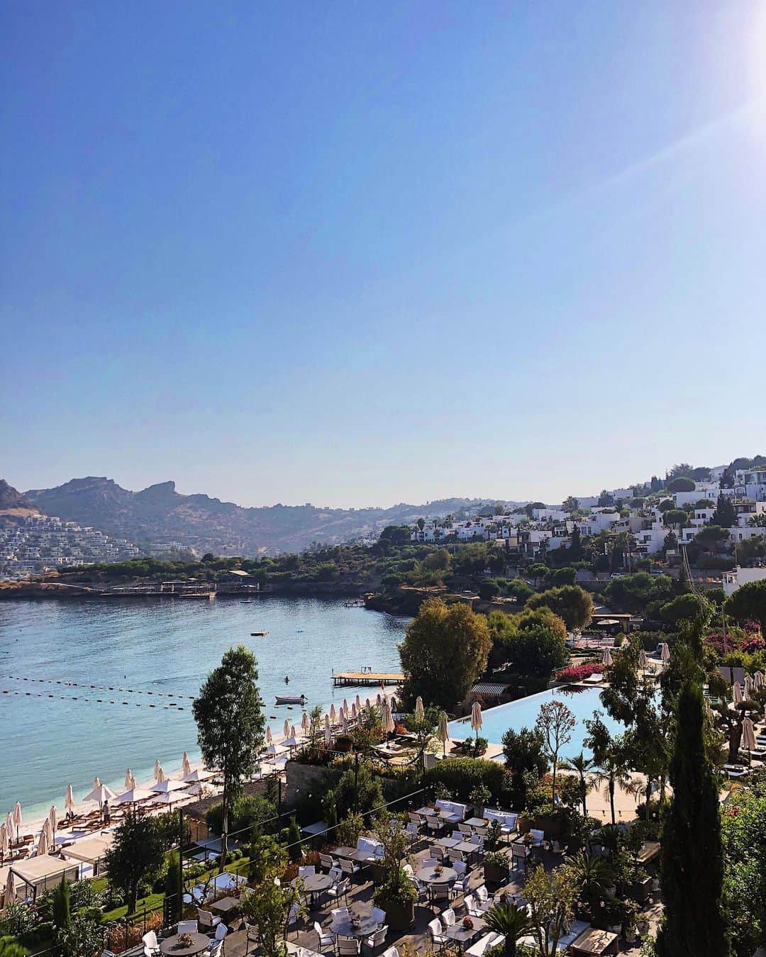 barneysnyofficialさんのインスタグラム写真 - (barneysnyofficialInstagram)「Assistant Buyer @elacagar sent us a digital postcard from Bodrum, Turkey for this week’s #BNYVoyage. What are your Labor Day weekend plans?」8月31日 22時38分 - barneysny