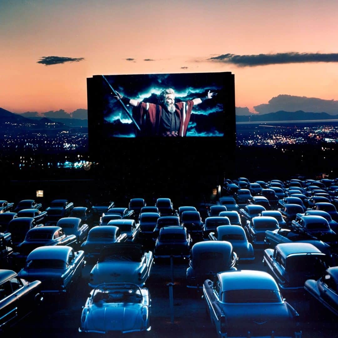 lifeさんのインスタグラム写真 - (lifeInstagram)「Actor Charlton Heston as Moses with arms flung wide appearing in motion picture The Ten Commandments as it is shown at drive-in movie theater in Oak Hills, Utah, 1958. (J.R. Eyerman—The LIFE Picture Collection/Getty Images) #LIFElegends #Utah #driveinmovies」8月31日 22時39分 - life