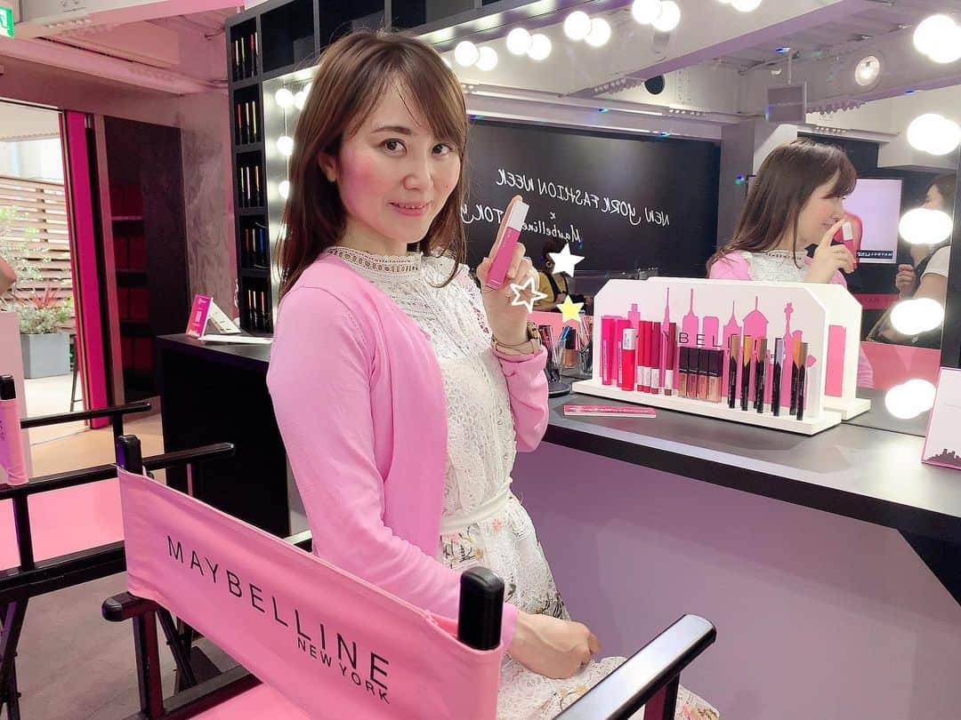 Miku Hirata 平田未来さんのインスタグラム写真 - (Miku Hirata 平田未来Instagram)「大好きな #メイビリン (@maybelline_house )💖 #ニューヨークファッションウィーク と同じ時期に、東京でもバックステージのみえるイベントを開催✨ * インスタントコンシーラーや、 SPステイマットインクを試したり💄 メイクショーもありました💖 * おしゃれな💅写真スポットや、メイクアップの可愛いブースがあり、メイビリンの世界観が楽しめました✨ ますますファンになりました😊 * 今週は久しぶりにお出かけが多いので 顔見知りの方やお友達に会えて嬉しいです😆💖 * 今日で8月も終わり、明日から9月ですね🍂 どうぞよろしくお願い申し上げます🥺🤲 * #mnyfashionweek #maybelline #maybellinelipstick #maybillinehouse #インスタントコンシーラー  #lashionista  #ラッショニスタ #ハイパーシャープライナー #新色コスメ  #spステイマットインク #ファッションブロウパウダーインペンシル #秋色コスメ #秋のメイク #夏のメイク #ママのメイク #いつもメイク #メイクアップカラー  #いいね返し」8月31日 22時45分 - miku.hirata