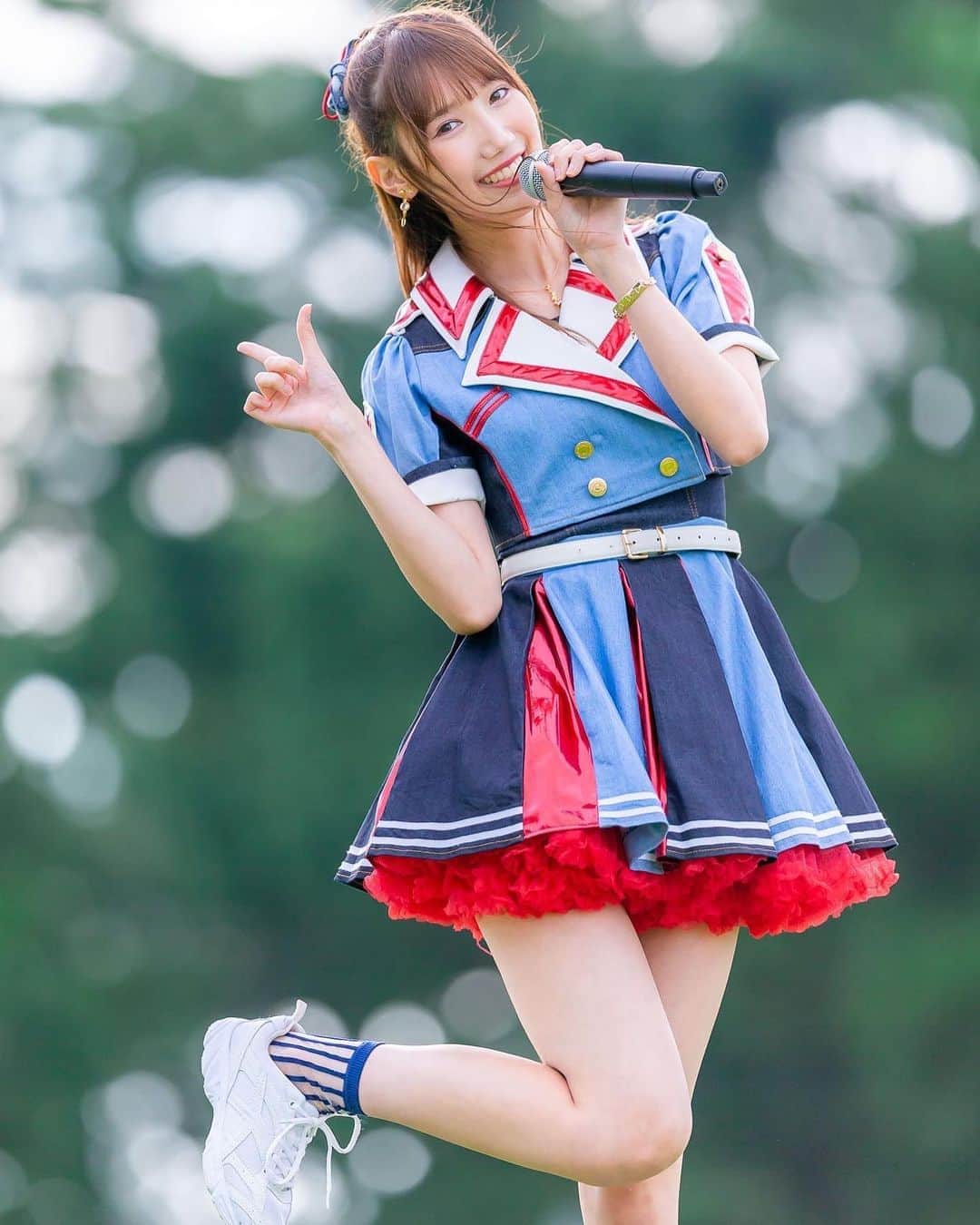 のインスタグラム：「アイドルみたい😀💕 (あ、アイドルか) . 素敵な写真沢山ありがとう🙏⭐️ . #kbcオーガスタ #hkt48 #ゴルフ」