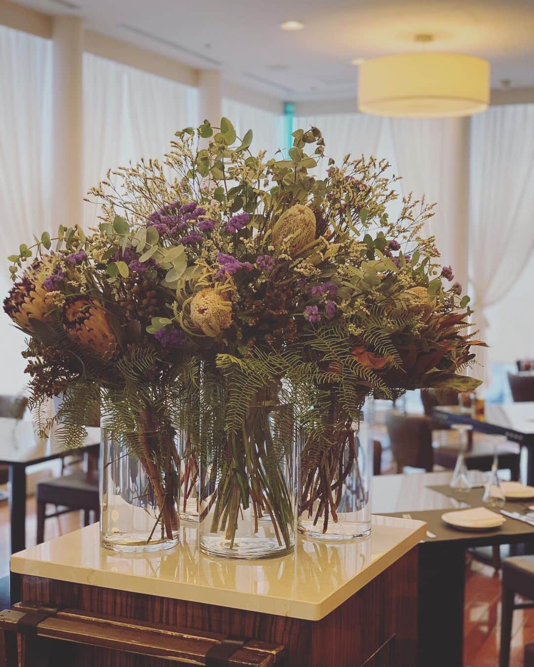 のインスタグラム：「@willgarden_official  本日の装花。  #flower #flowers #willgarden」