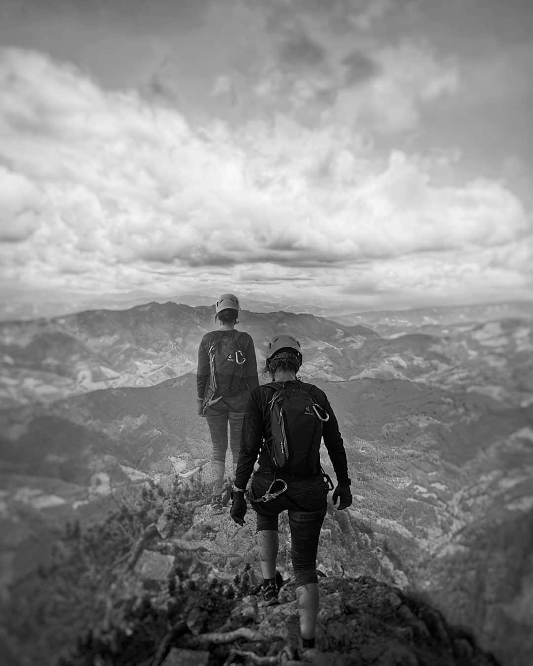 ドイターさんのインスタグラム写真 - (ドイターInstagram)「The Hochlantsch is the highest mountain in the Graz Highlands 🏜️This is a popular destination for those living in the Graz area due to its good views and easy access 🏕️ ☀️. It's also perfect for hikers and amateur climbers, the rockiness of the mountains assures a challenge on every fitness level. (Location: Hochlantsch, Graz)  Would you dare to climb the Hochlantsch? Tag your climbing buddy. ---- Thanks, @biancoxbianco for showing us where you #traveltheworld with Deuter. ----- Please tag #yesdeuter to be featured. We love to see where you Deuter! ----- #deuterbackpack #itsgreatoutthere #traveladventure #wanderout #stayandwander #traveltales #outdoorlife #mountaineering #mountainlovers #DeuterGravity」9月1日 0時00分 - deuter