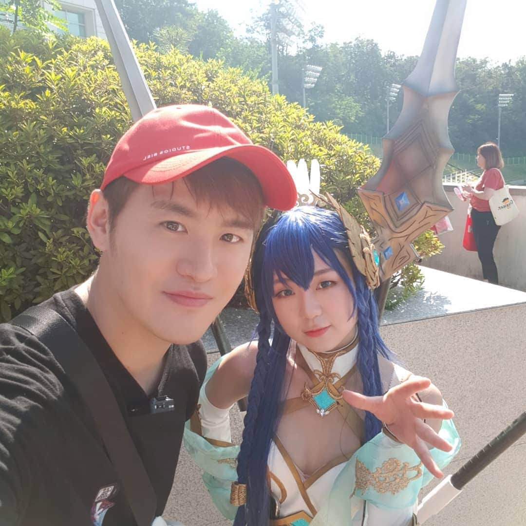 JUNO さんのインスタグラム写真 - (JUNO Instagram)「LOL 2019 LCK SUMMER 모든 분들 최고였지만 개인적인 TOP6👍  #롤코스프레 #2019롤챔스서머 #코스프레」9月1日 0時12分 - kimmooyoung