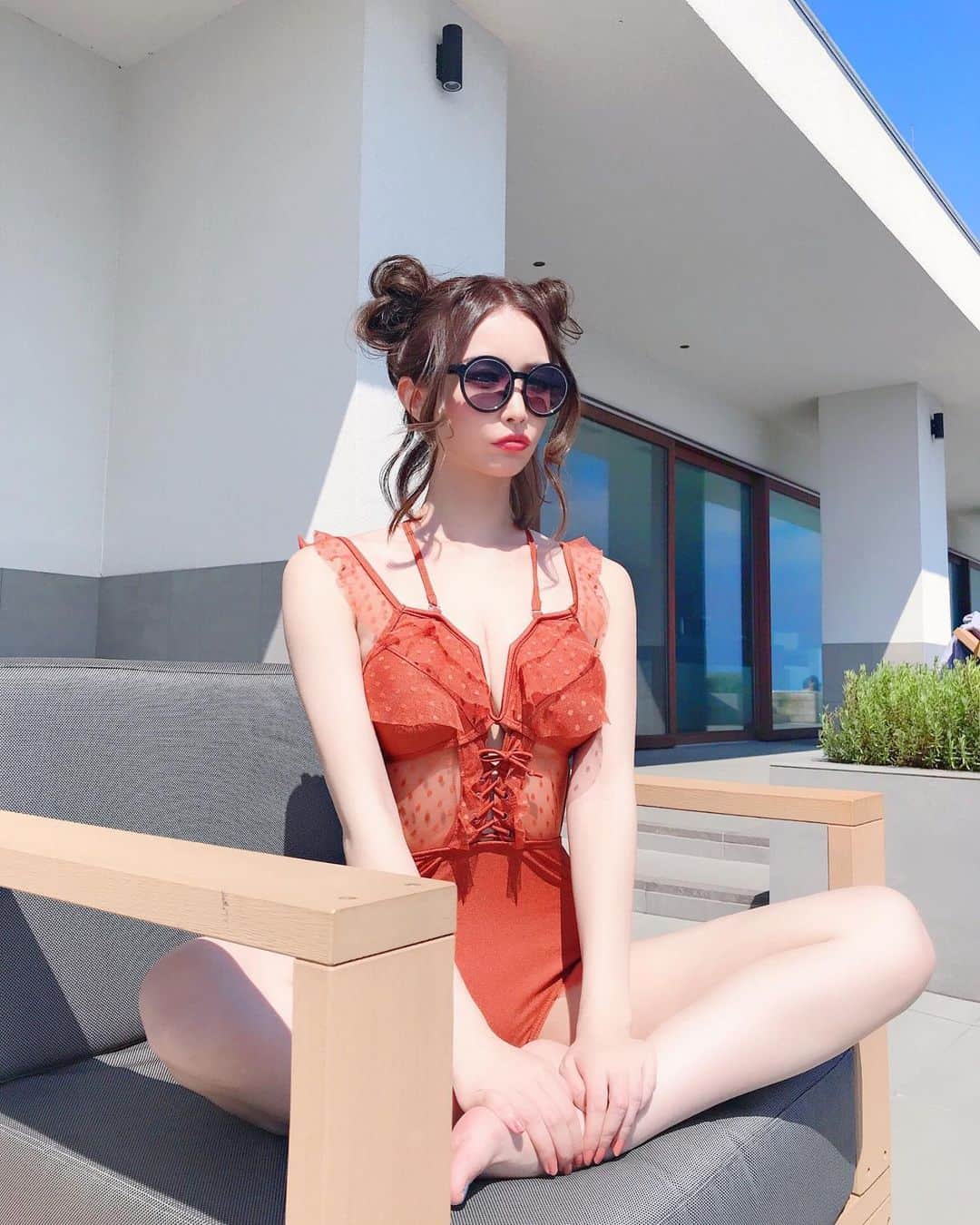 吉見衣世さんのインスタグラム写真 - (吉見衣世Instagram)「たまにはこんな可愛い系着ても良いよね？🥺 ・ ・ 水着 @luce.select.bikini.dress ・ ・ ・ ・ ・ #水着#bikini#海#プール#グラビア」9月1日 0時22分 - iyori_nu