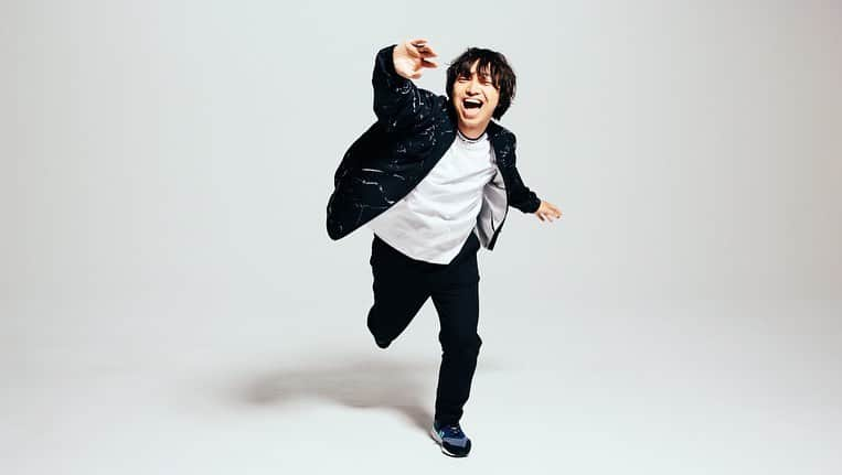 三浦大知さんのインスタグラム写真 - (三浦大知Instagram)「new balanceさんがダンスにフォーカスしたこんなプロジェクトをスタートしています 素晴らしいダンサーが沢山参加していますので皆さんオフィシャルサイトを是非チェックしてみてくださいね^_^ #newbalance #runsinthefamily #2枚目3枚目は #実際には使わなかった #オフショット #みんなとの撮影が #楽しかったんだろうね笑」9月1日 0時35分 - daichimiura824