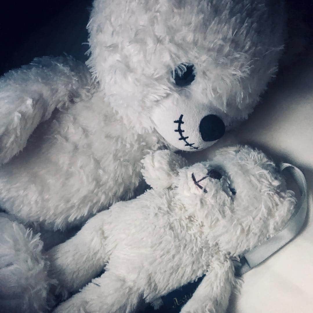 のインスタグラム：「スヤァ( ˘ω˘ )( ˘ω˘ )」