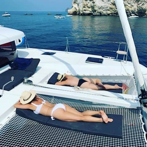 ケイト・ウォルシュさんのインスタグラム写真 - (ケイト・ウォルシュInstagram)「Last day w/the Minx @sarahlink_  what a fantastic adventure 🇮🇹❤️🌊🐠 w/ @spartivento_yachts」9月1日 2時07分 - katewalsh