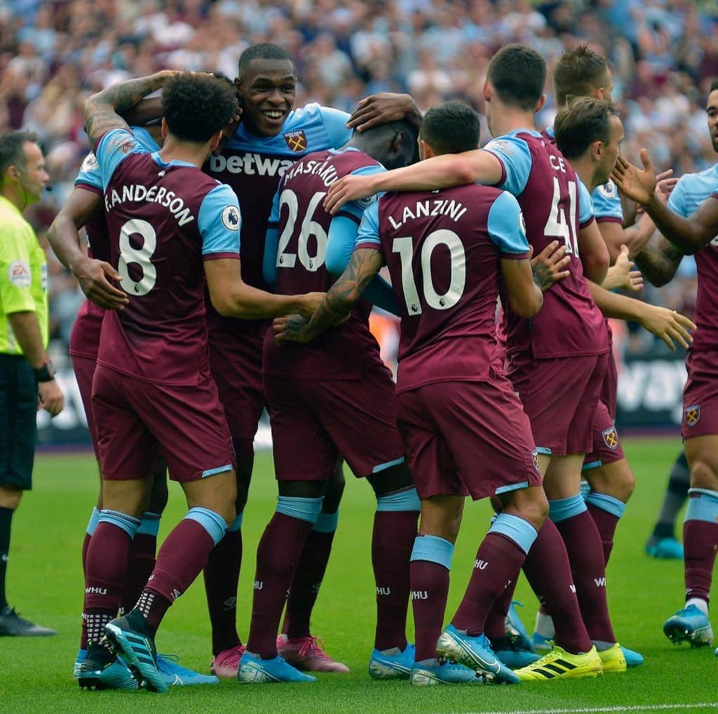 マヌエル・ランシニさんのインスタグラム写真 - (マヌエル・ランシニInstagram)「Very important 3 points boys, we need to keep going like this ⚒」9月1日 2時06分 - manulanzini