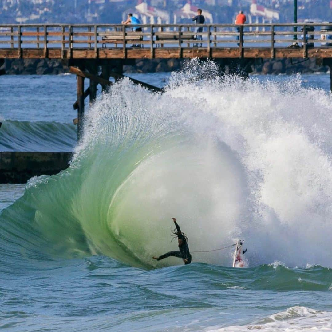 surflineさんのインスタグラム写真 - (surflineInstagram)「Mosh pit. 📷: @miahklein」9月1日 2時37分 - surfline