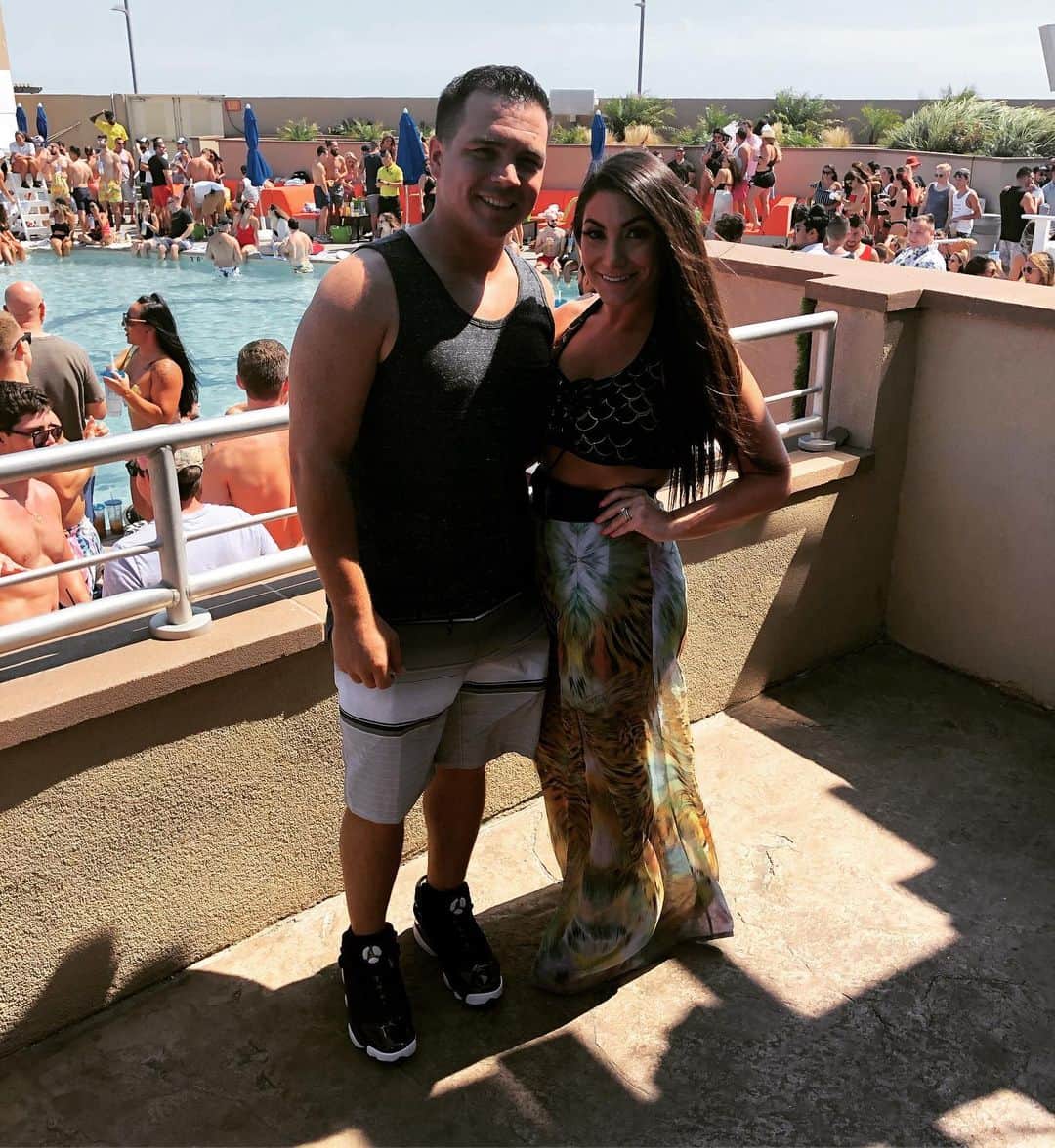 ディーナ・ニコール・コルテーゼのインスタグラム：「Parents Day out 🥳 #kaskade at @hq2ac」