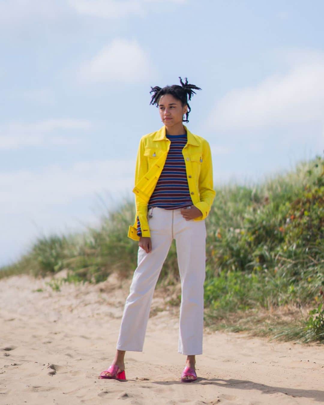 Saks Fifth Avenueのインスタグラム：「It’s the last weekend of summer and we’re looking back on our Hero Beach Takeover, featuring @briascotttt @janeymontgomery @iamjarijones #SaksByTheSea #SaksStyle」