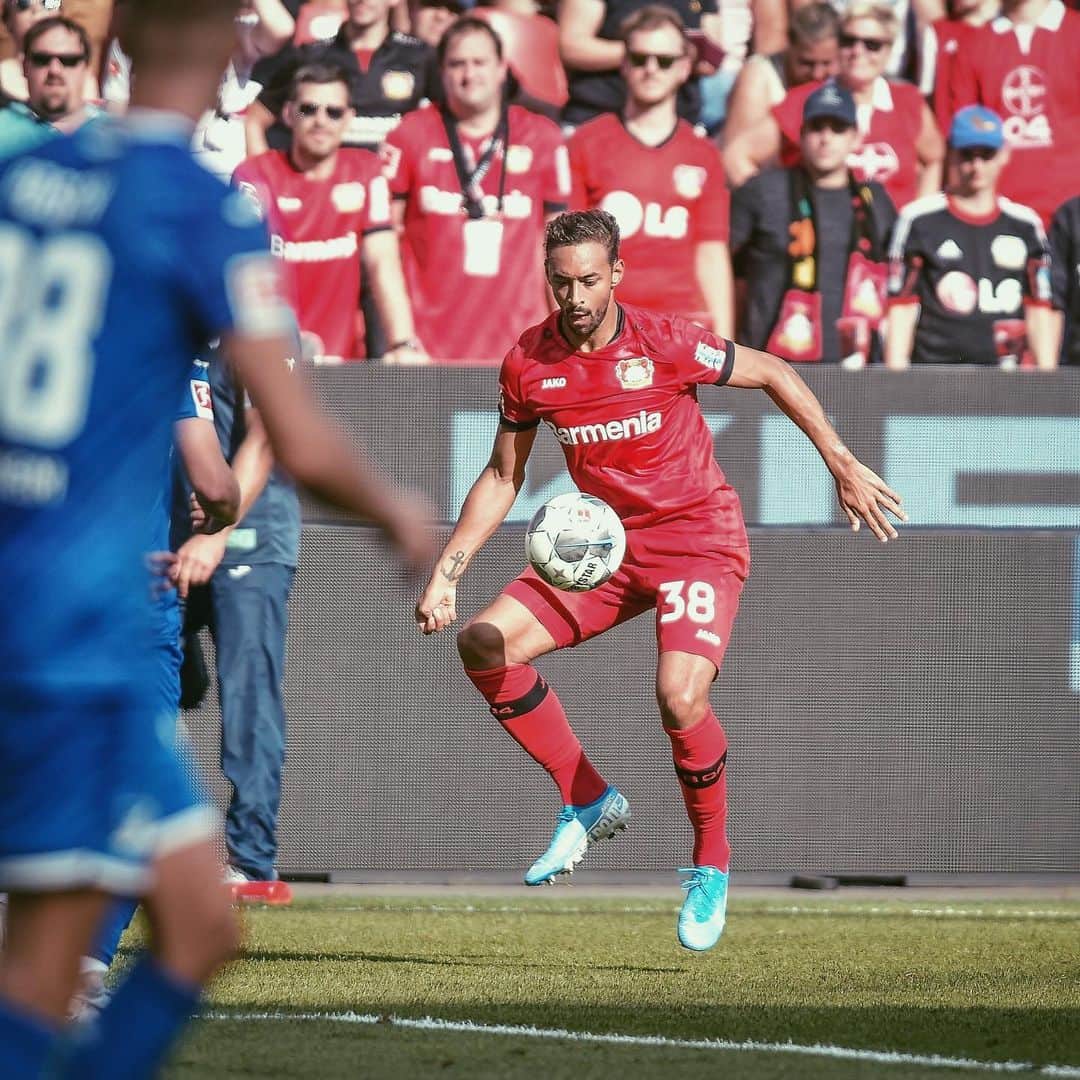 カリム・ベララビのインスタグラム：「Good game today, at the end just one point. We are looking forward. 💪🏾🎯」