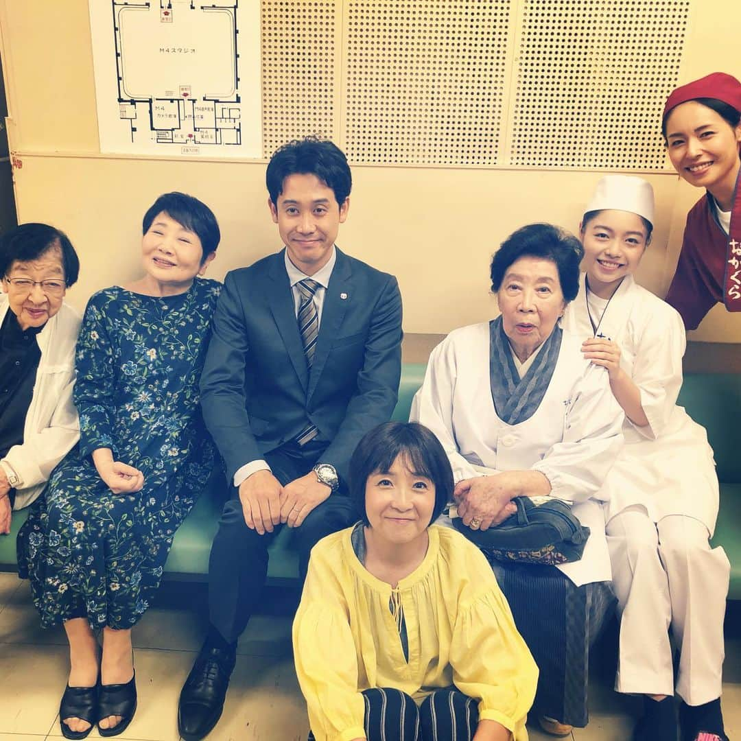 藤田朋子さんのインスタグラム写真 - (藤田朋子Instagram)「#ミックス #ノーサイドゲーム と #渡る世間は鬼ばかり #石井ふく子 先生は今日、お誕生日です🎂 #藤田朋子 #野村昭子 #泉ピン子 #西原亜希子 #大谷玲凪 #おかくら #大泉洋 #ドラマ #tbs #tomokofujita #nosidegame #oni #actress #actors #mix #pinko #fukuko #taki」9月1日 14時18分 - chiendormant