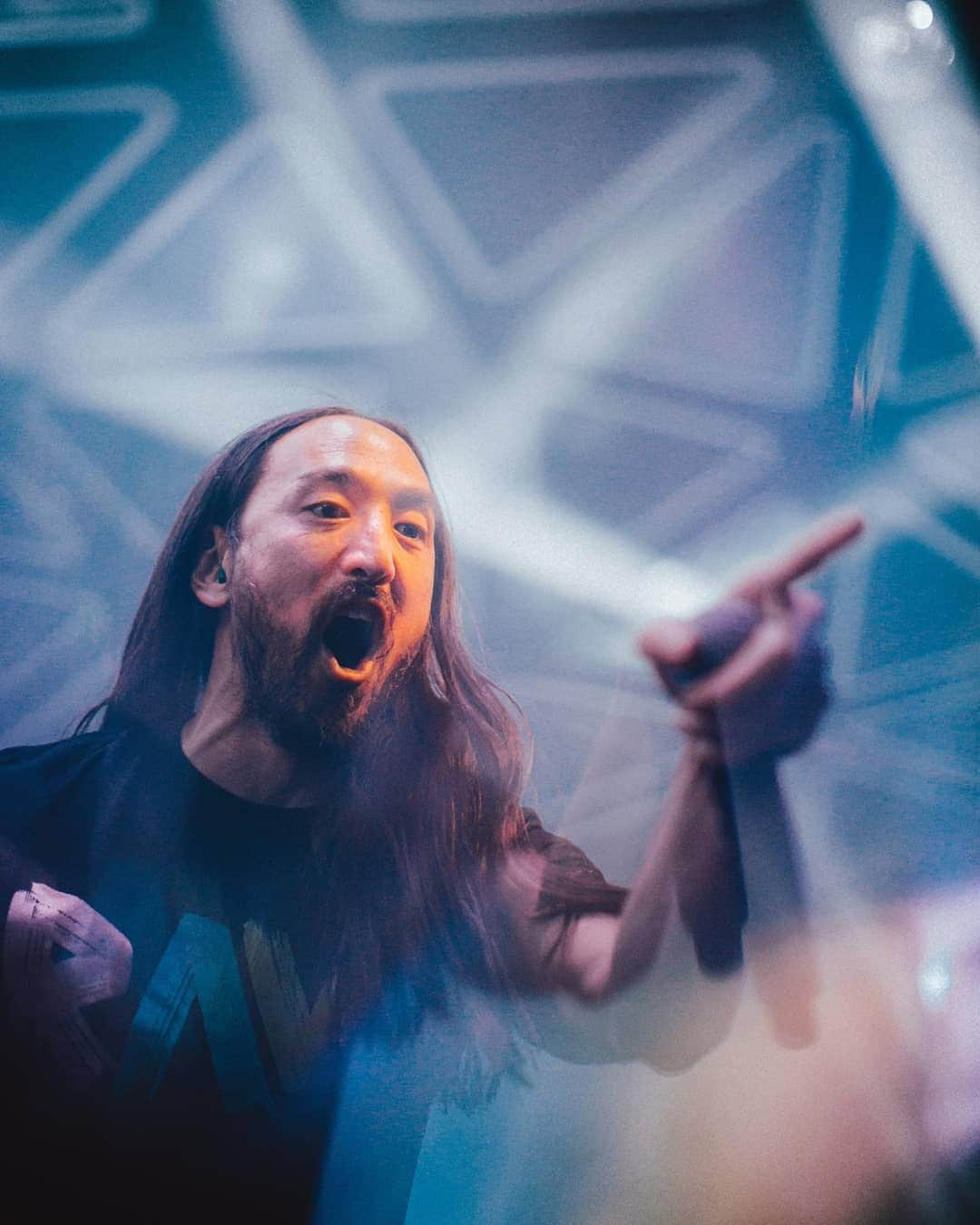 スティーヴ・アオキさんのインスタグラム写真 - (スティーヴ・アオキInstagram)「Neon Future is Now @hakkasanlv」9月1日 14時42分 - steveaoki