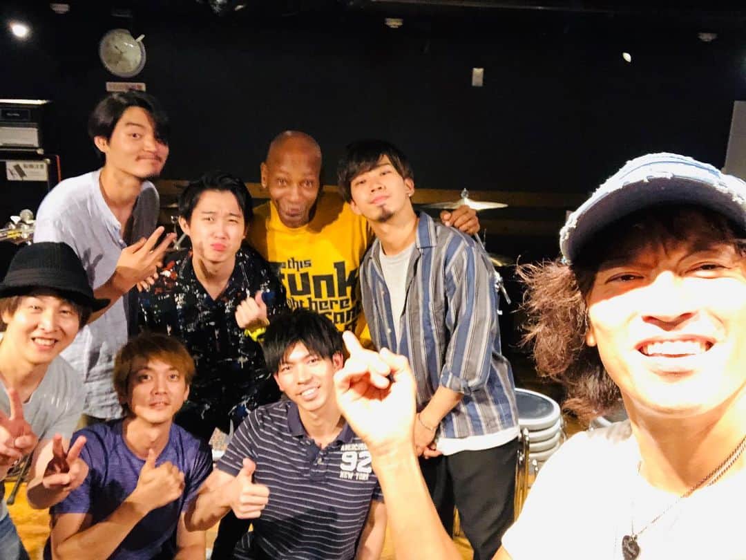 日野賢二のインスタグラム：「August was a blast!! Many Thanx 4 all da BD messages!!! 9/17&18,25&26 too new!!! 9月スケジュール September schedule  9/1 (日) @Alfie六本木(Roppongi) Tony Suggs(pf)  Kenny Mosley(ds)  Yui Arakawa(perc)  9/4 (水) @LaDonna原宿(Harajuku) TOMOMI ( Vo ) Kaleb James ( Pf / Vo )  Hank 西山 ( G )  Annette Marie Cotrill ( Vo )  Joy Taura ( Vo )  Jay Stixx ( Ds )  9/5 (木) JINO’s Jam session  @Absoluteblue池袋(Ikebukuro)  9/6 (金) 陣内大蔵(Taizo.J) with JINO’s Unit @Blues Alley Japan(Meguro) 陣内大蔵(Vo/Key)Taizo Jinnouchi penny-K(key) Tomo Kanno (dr)  9/7 (土) 日野JINO賢二×西藤ヒロノブ　ミニライブ＆グルーブセミナー @島村楽器 沖縄・浦添パルコシティ店 西藤ヒロノブ(gt) Hironobu Saito  9/8 (日) Musician親睦会 @Live bar BIG沖縄(Okinawa) 西藤ヒロノブ(gt) Hironobu Saito  9/9 (月) Gala Special Event JINO & HIRONOBU w/Ryunosuke 西藤ヒロノブ(gt) Hironobu Saito 田場龍之介(dr)Ryunosuke Taba  9/11 (水) @熊本CIB(Kumamoto) 西藤ヒロノブ(gt) Hironobu Saito Kevin Wong(key) 和丸(dr)Kazumaru  9/13 (金) @宮崎Island Gig(Miyazaki) 西藤ヒロノブ(gt) Hironobu Saito Kevin Wong(key) 和丸(dr)Kazumaru  9/14 (土) 中洲ジャズ @Nakasu Jazz(福岡Fukuoka) 西藤ヒロノブ(gt) Hironobu Saito Kevin Wong(key) 和丸(dr)Kazumaru  9/16 (月) @Bar Z 熊本八代 Kumamoto Yatsushiro 西藤ヒロノブ(gt) Hironobu Saito Kevin Wong(key) 和丸(dr)Kazumaru  9/17 (火)Tues @Absolute Blue YURI(vo) Kevin Okimoto Wong(k) Satoshi Yoshida(g) Yui Arakawa (per)  9/18 (水)wed  @Absolute Blue Kevin Okimoto Wong(k) Satoshi Yoshida(g) Makoto “MakDaddy”Ohtsu  9/19 (木) @エレクトリック神社(Roppongi) Tony Suggs(pf) Mark Williams(Tb)  9/21 (土) 【昼】day time @六本木CLAPS (Roppongi) WaKaNa(sax)  マサ小浜(g)Masa Kohama Gakushi(key) Kenny Mosley(ds)  9/21【夜】night time @ Wonderwall Yokohama Grace Mahya(vo,p) マサ小浜(g)Masa Kohama Dennis Frehse(dr)  9/22 (日) @霞ヶ浦KOHANロック2019 グランドRAINBOWステージ(Kasumigaura,Ibaraki) 下田雄人(gt)Eugene Shimoda Tony Suggs(pf) 高田真(dr)Shin Takada JAY(vo)  9/24 (火) JINO DIE Yumeji Camacho @Absolute blue池袋(Ikebukuro) DIE(key) Yumeji(gt) Camacho(dr)  9/25&26 【Masa Shimizu JINO Yui 】2Days @Absolute Blue Masa Shimizu (g)NYC Yui Arakawa(per)  9/28 (土) イチナナライブ・超ライブ配信祭(2周年) @幕張メッセ(Makuhari Messe,Chiba)  9/29 (日) @Jazz&Blues Bar Village(桐生,Gunma,Kiryu) Tony Suggs(pf) Chet Fortune(vo) Gerald Painia(dr)」