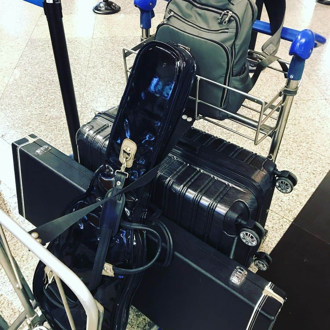 Shigeru Kimotoさんのインスタグラム写真 - (Shigeru KimotoInstagram)「Today’s luggage」9月1日 7時36分 - evergreen63