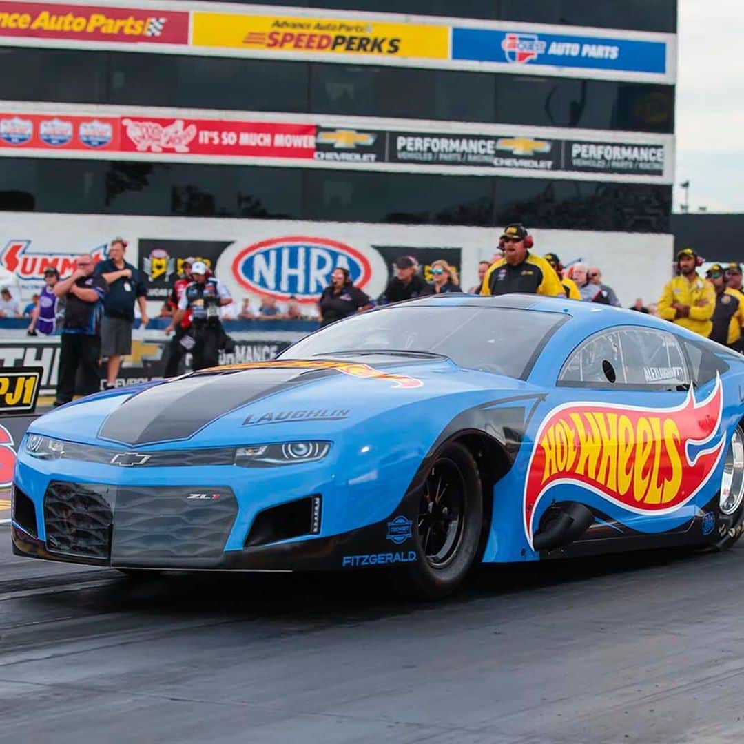 Hot Wheelsさんのインスタグラム写真 - (Hot WheelsInstagram)「Now those are some Hot Wheels! Epic views of @alexlaughlin40’s Pro Mod at the #USNats! 🔥🔥🔥#HotWheels @nhra」9月1日 8時23分 - hotwheelsofficial
