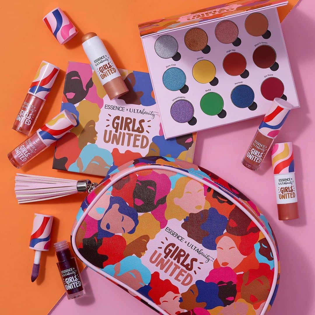 ULTA Beautyさんのインスタグラム写真 - (ULTA BeautyInstagram)「We mean...😍 how good did the @essencegu_ collection turn out?? If you haven't been following our Stories, we teamed up with @essence to mentor 6 teen entrepreneurs--the result: this incredible collection that THEY created! Shop it online now and in stores 9/1. #ultabeauty」9月1日 8時29分 - ultabeauty