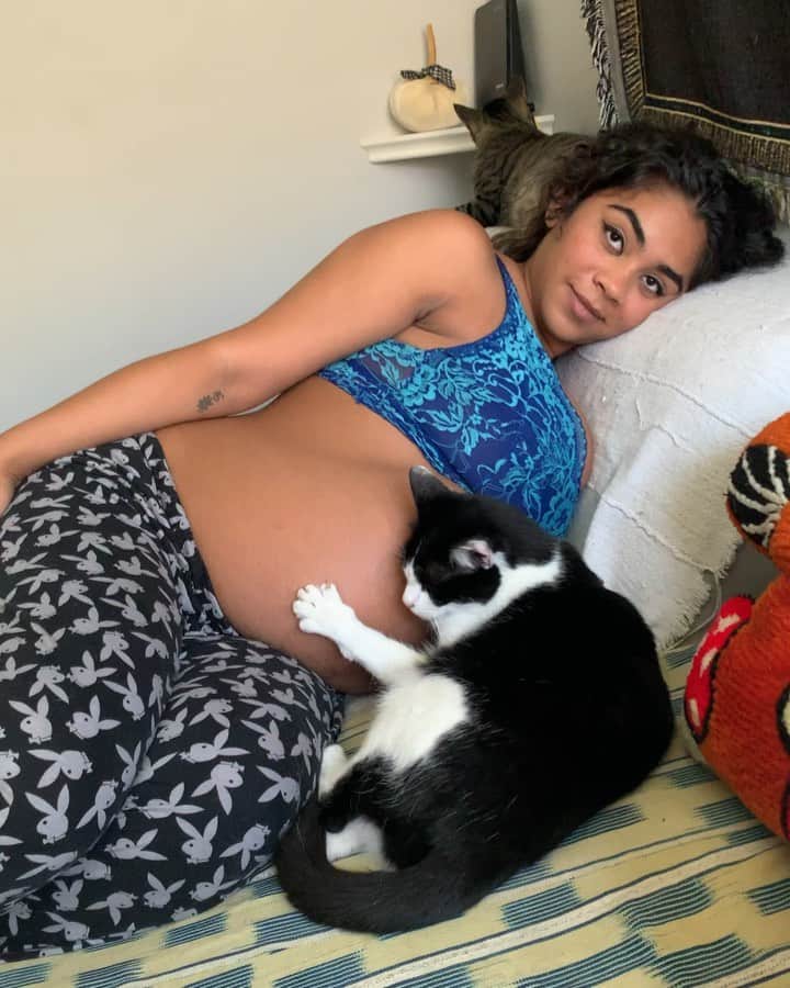 ナッシュ・グリアのインスタグラム：「Moo’s ready too 😹」