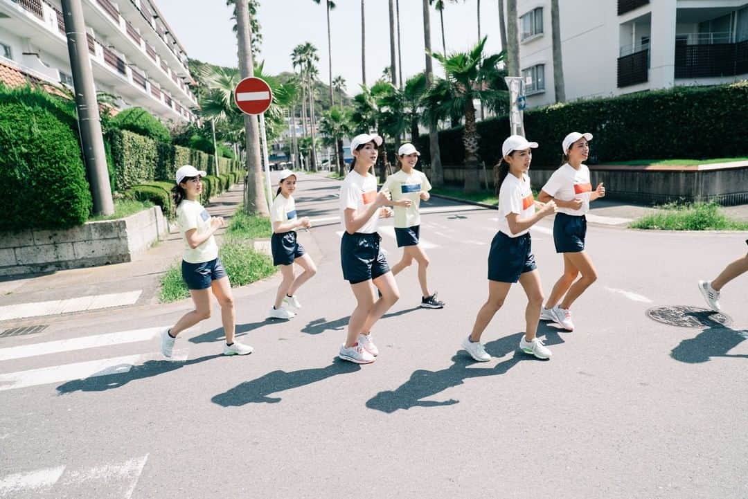 TOKYO GIRLS RUNさんのインスタグラム写真 - (TOKYO GIRLS RUNInstagram)「逗子での公式練習をしてきました！ 気温は高かったけれど、風はカラっとしていて、気持ちよく走れました！ #beachme #相模屋 #slendaginza #slenda #アンダーアーマー #tgr #tgc #東京ガールズコレクション #tokyogirlscollection #tokyogirlsrun #marathon #マラソン #逗子 #ランニング女子 #マラソン女子 #湘南 #ランニング #run #fitness #フィットネス #フルマラソン #ダイエット #健康 #ランナーさんと繋がりたい #健康食品 #スポーツウェア #model #モデル #runhappy」9月1日 9時30分 - tokyogirlsrun