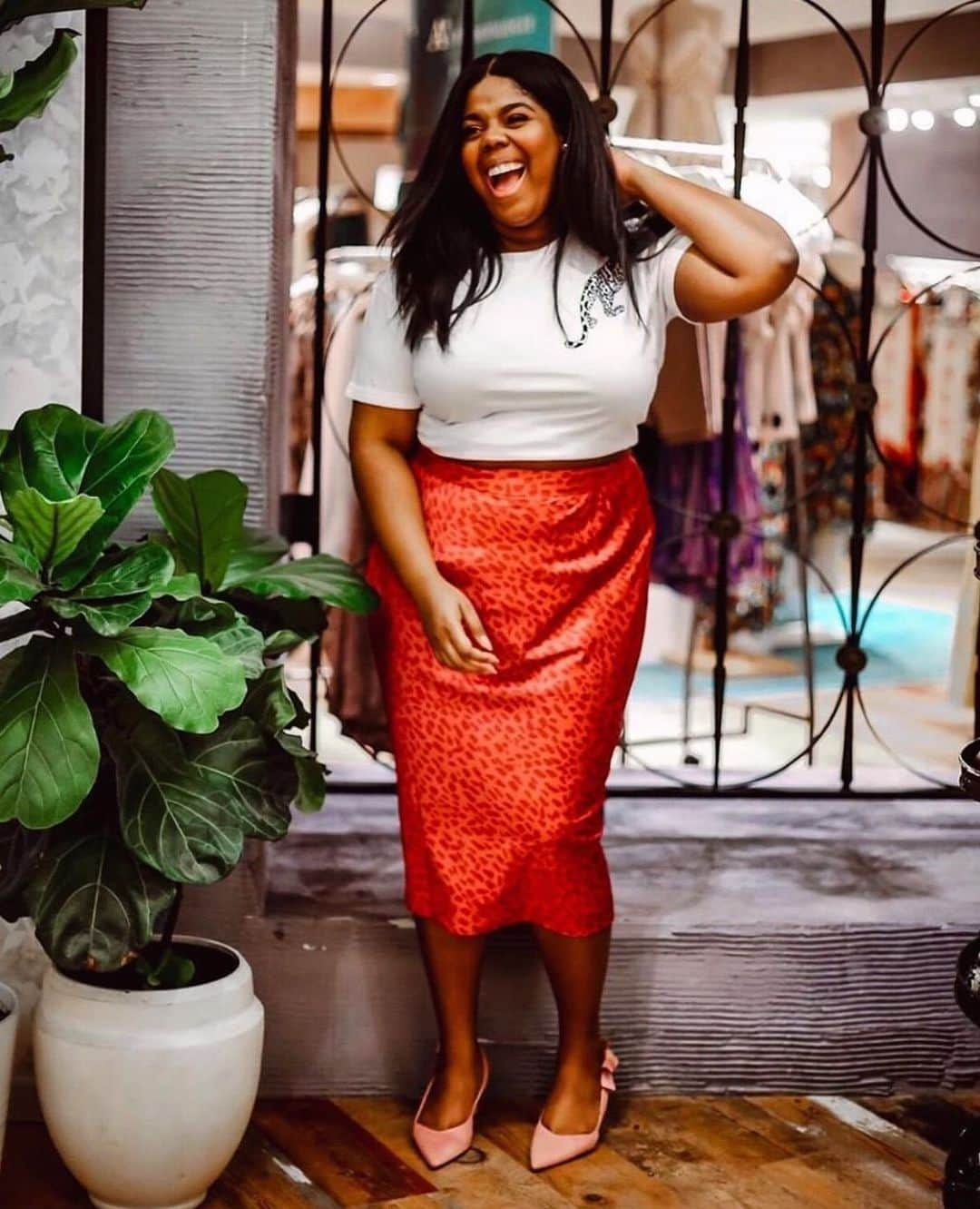 Anthropologieさんのインスタグラム写真 - (AnthropologieInstagram)「This skirt makes everyone smile ❤️ Photo via @hayet.rida (link in profile to shop) #aplusbyanthropologie」9月1日 10時04分 - anthropologie