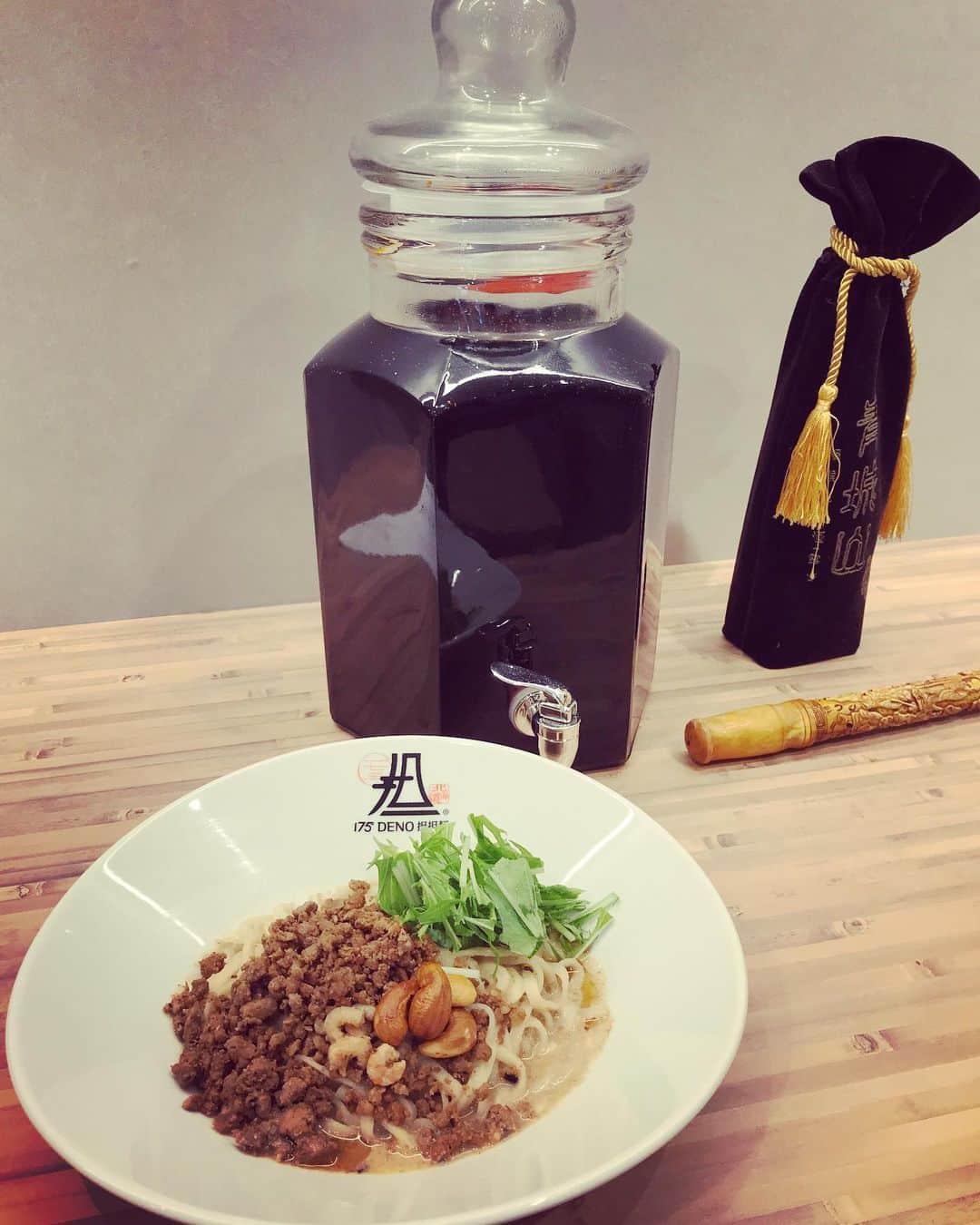 株式会社175のグルメインスタ