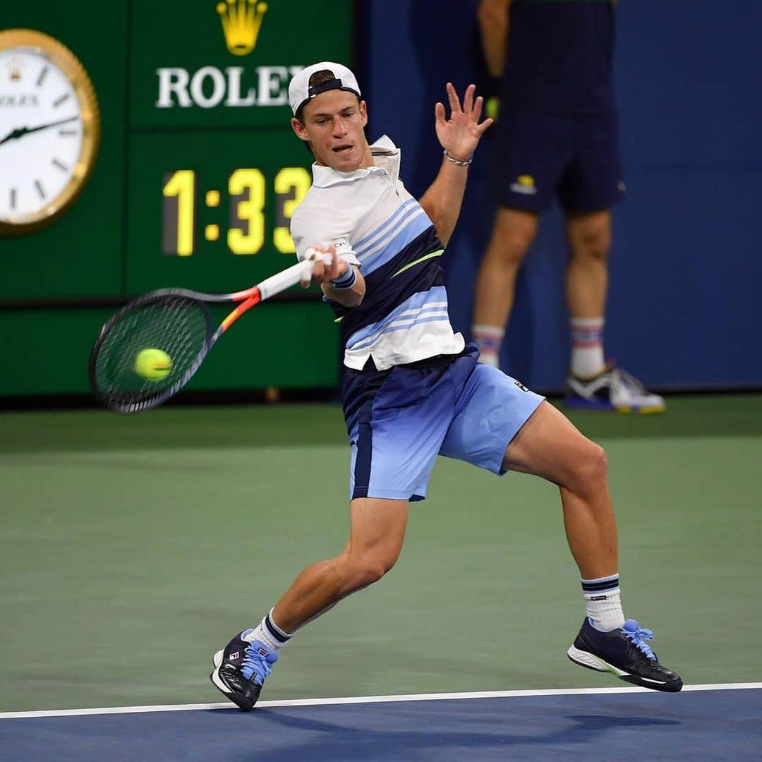 ディエゴ・シュワルツマンさんのインスタグラム写真 - (ディエゴ・シュワルツマンInstagram)「3era ronda ✅... octavos allá vamos!!! @usopen 🔥🕺🏼🤙😆👊」9月1日 10時48分 - dieschwartzman