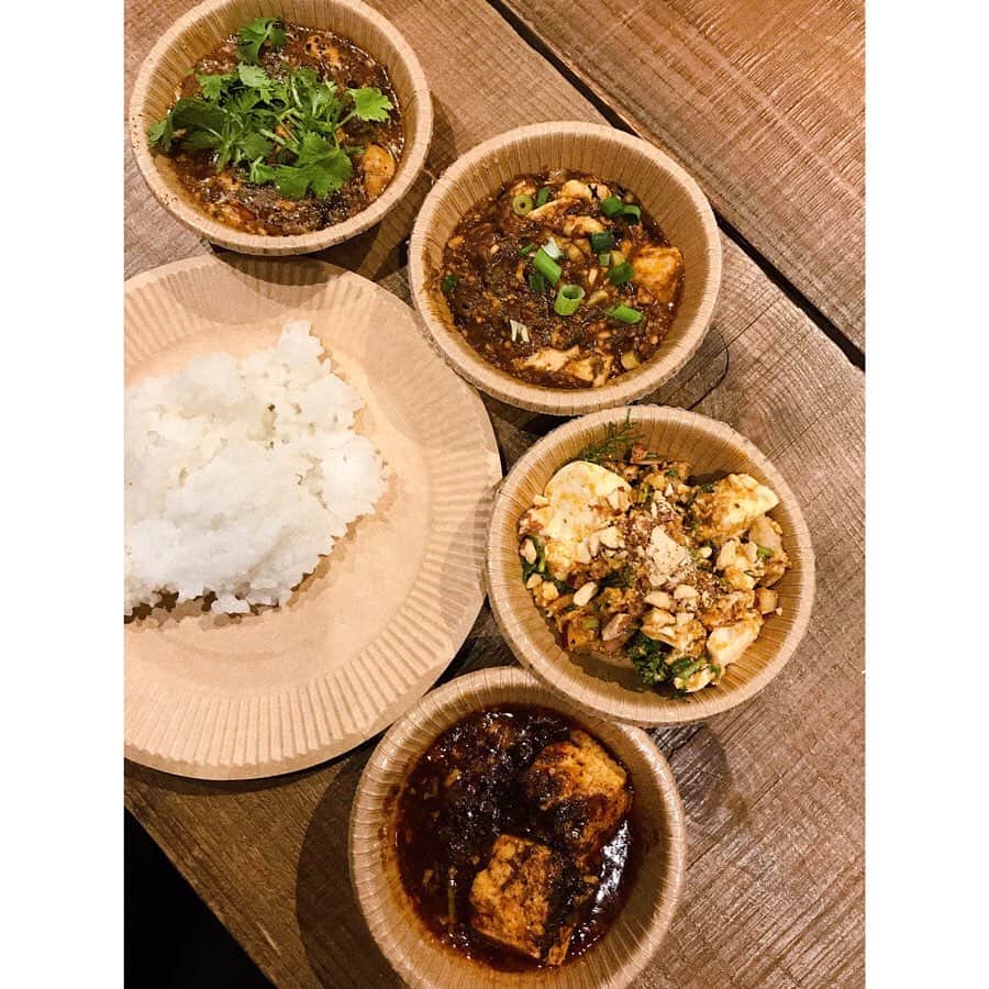 秦まり子のグルメインスタ