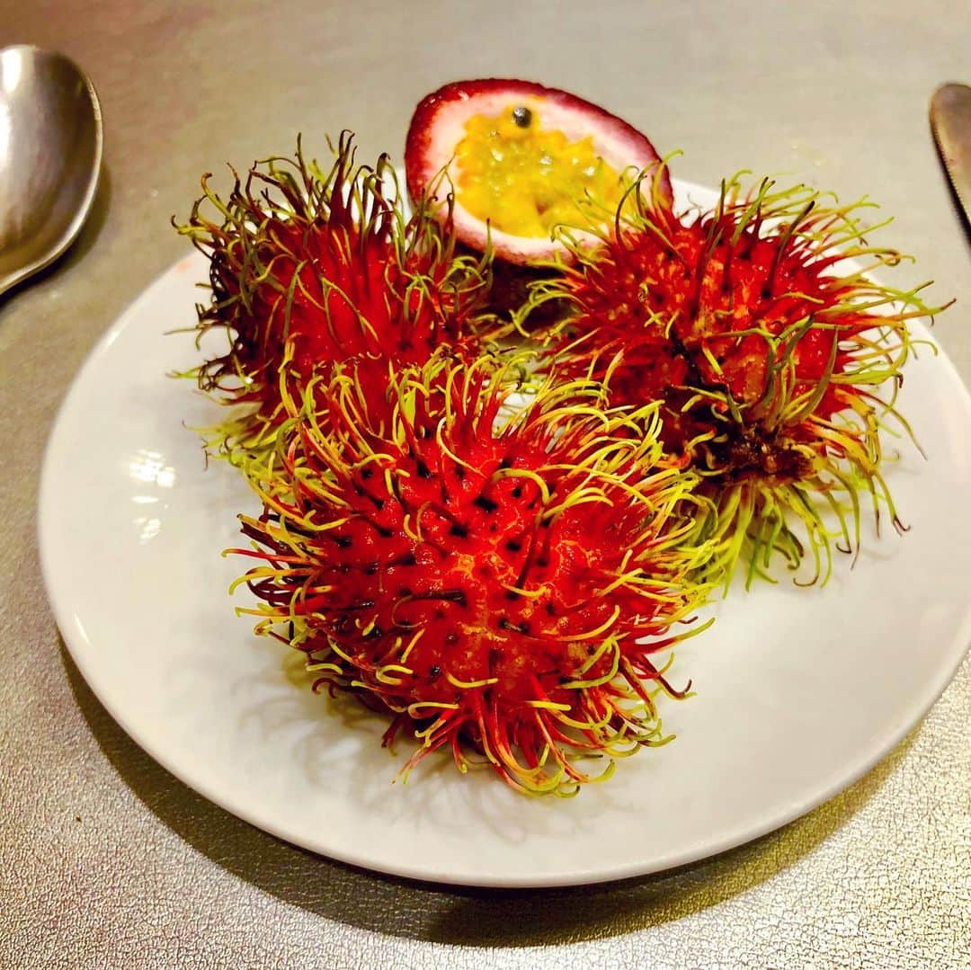 望月衛介さんのインスタグラム写真 - (望月衛介Instagram)「In Bangkok #fruit #travel #holiday #bangkok」9月1日 11時12分 - eisukemochizuki