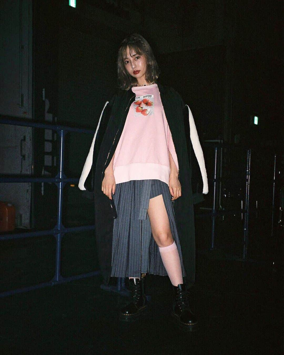 QUSSIO RTW from Tokyoさんのインスタグラム写真 - (QUSSIO RTW from TokyoInstagram)「back stage filming📷 thank you @risa_doll_  with us」9月1日 11時14分 - qussio_official