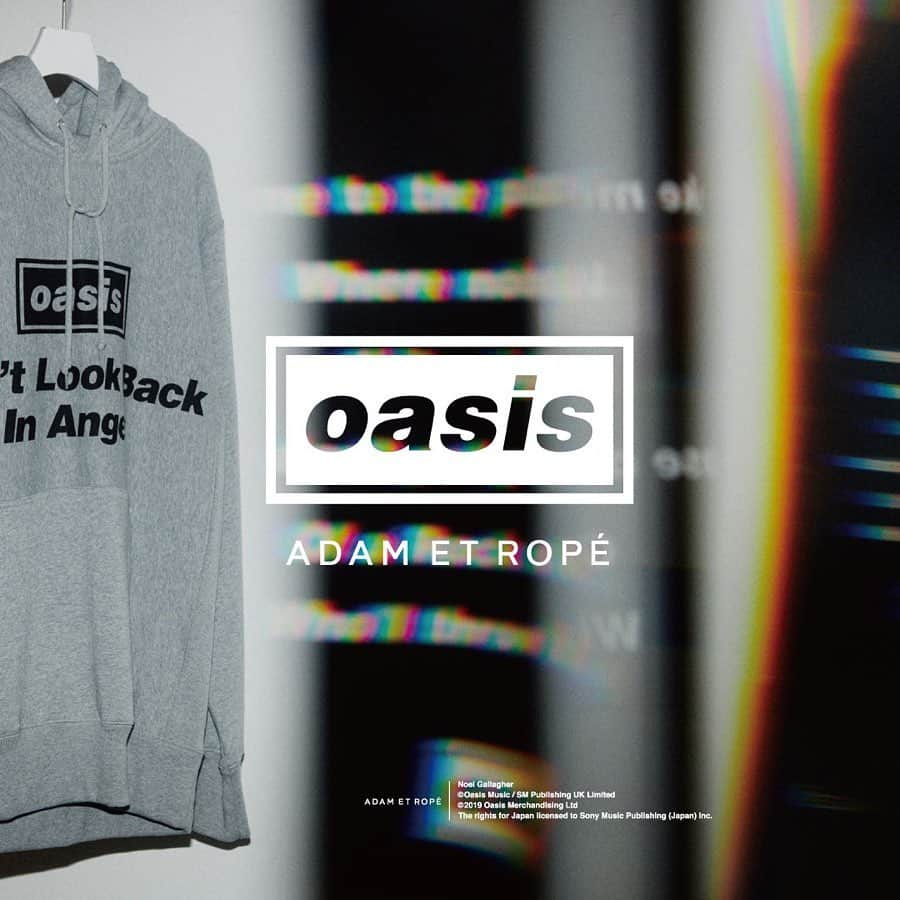 ADAM ET ROPÉさんのインスタグラム写真 - (ADAM ET ROPÉInstagram)「oasis for ADAM ET ROPÉ NEW PROJECT vol.6 9.1 SUN. 12:00 PRE-ORDER﻿  9月1日(日)12時より、先シーズンも好評を博した「oasis(オアシス)」とのコラボレーションから2019AWモデルが予約販売スタート。 今回はフロントにボックスロゴ・バックにリリックプリントを施したプルオーバーパーカーをご用意。 ￥17,280(tax included)  @adametrope﻿﻿﻿﻿ @oasis ﻿﻿ #adametrope #oasis #song #lyrics #parka #pulloverparka #exclusive #boxlogo #dontlookbackinanger #supersonic #liveforever #champagnesupernova」9月1日 12時07分 - adametrope