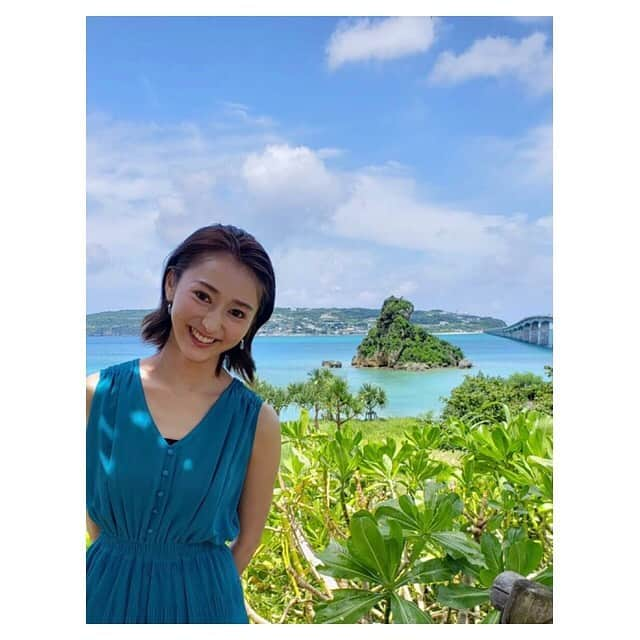 早乙女わかばさんのインスタグラム写真 - (早乙女わかばInstagram)「.﻿ 古宇利島🏝﻿ ﻿ 絶景👏🏻👏🏻👏🏻﻿ ﻿ 青い空に‼️青い海に‼️自然の緑‼️﻿ ﻿ 最高でありました😍✨﻿ ﻿ 海と空のコラボレーションが大好き❤﻿ ﻿ あんな以外が雨女なので🤦🏻‍♀️大変心配しておりましたが、この通り快晴☀️☀️☀️﻿ ﻿ 空の神様に感謝🙏🏻✨﻿ ﻿ そして最後はシーサーと💕﻿ 「はいッ‼️シーサー😆」﻿ なんか表情似てませんか？笑﻿ ﻿ #古宇利島﻿ #絶景﻿ #青い空﻿ #青い海﻿ #自然の緑﻿ #感謝﻿ #シーサー﻿ #沖縄﻿ #わかばtrip」9月1日 12時19分 - s_wakaba.94