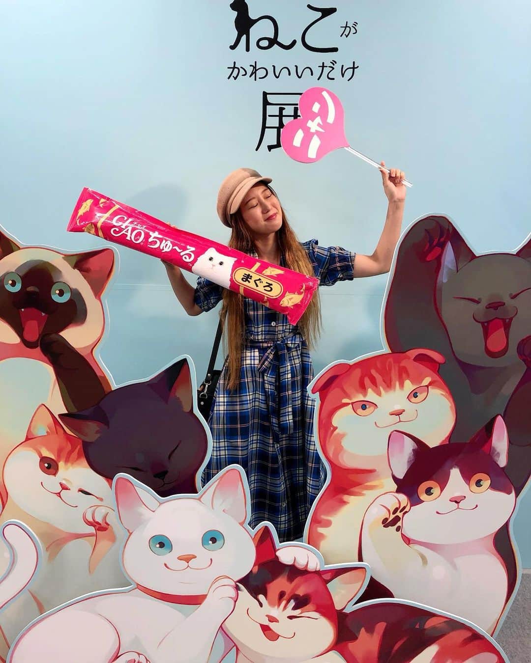 NOHANAさんのインスタグラム写真 - (NOHANAInstagram)「渋谷ヒカリエ、去年は安室ちゃんの展覧会でたくさん通った場所😭💕 ・ #猫がかわいいだけ展 #にゃん #ちゅーる #ヒカリエ」9月1日 23時34分 - nohapppppy