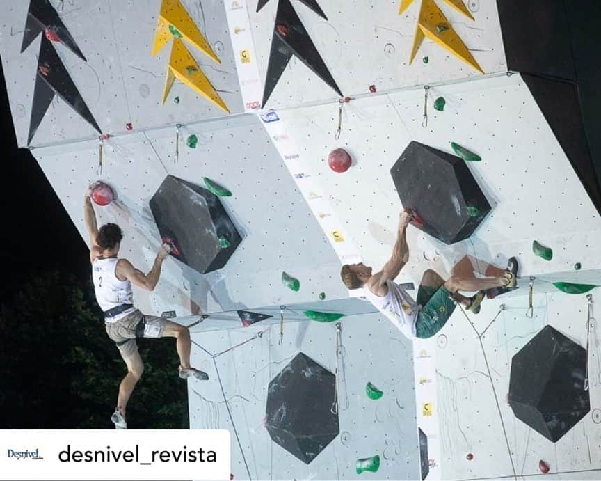 ヤコブ・シューベルトさんのインスタグラム写真 - (ヤコブ・シューベルトInstagram)「Super close duel against @adam.ondra in yesterday’s Finals of the Rockmaster Duel. I finally managed to climb this wall in less than a minute and secured the win 🥇🎉 Congrats to Adam🥈and @janhojer🥉who made me climb faster than ever to even stand a chance against them 😅 Arco never disappoints, I’m always having a blast in this lovely city 🙏 • Now I‘m already on a flight to Vienna to appear on tonight’s ‚Sport am Sonntag‘ live on ORF1 starting at 6pm 😉 • Photos by @desnivel_revista •  #rockmaster #arco #duel #climbingcompetition #athlete #rockclimbing #myinnsbruck @mammut_swiss1862 @lasportivagram @innsbrucktourism @heeressportzentrum @raiffeisen @thecrag_worldwide @gloryfy」9月2日 0時08分 - jakob.schubert