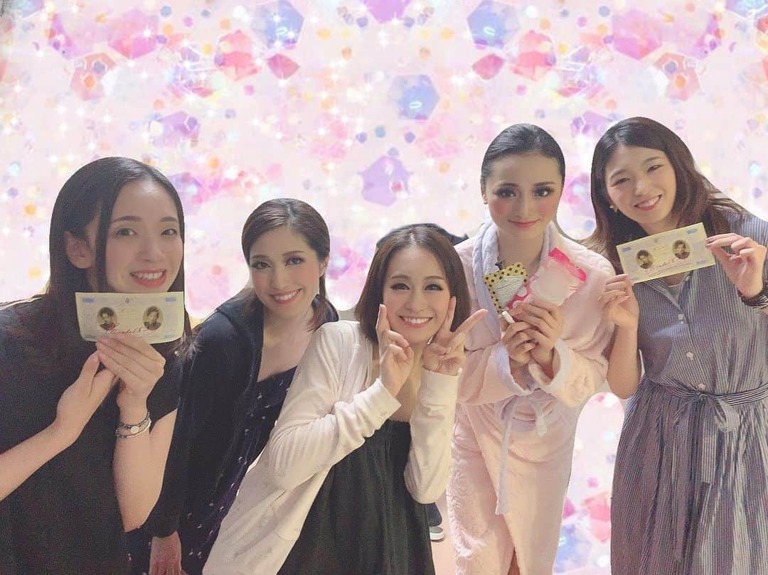 彩花まりのインスタグラム