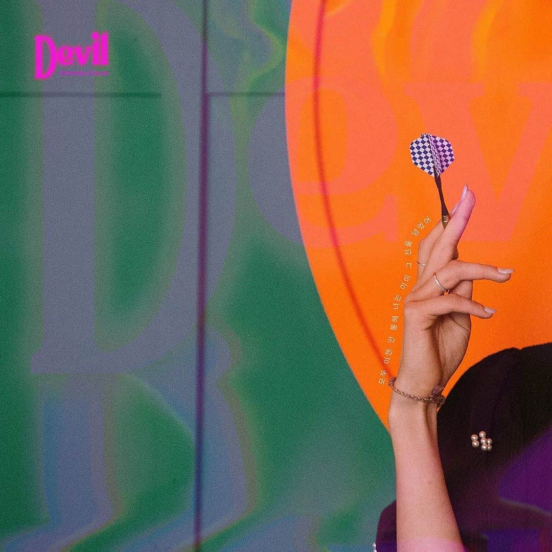 CLCのインスタグラム：「#CLC Digital Single [Devil] 🔱 Lyrics Spoiler 3 2019.09.06. 18:00 (KST)  #씨엘씨 #Devil」