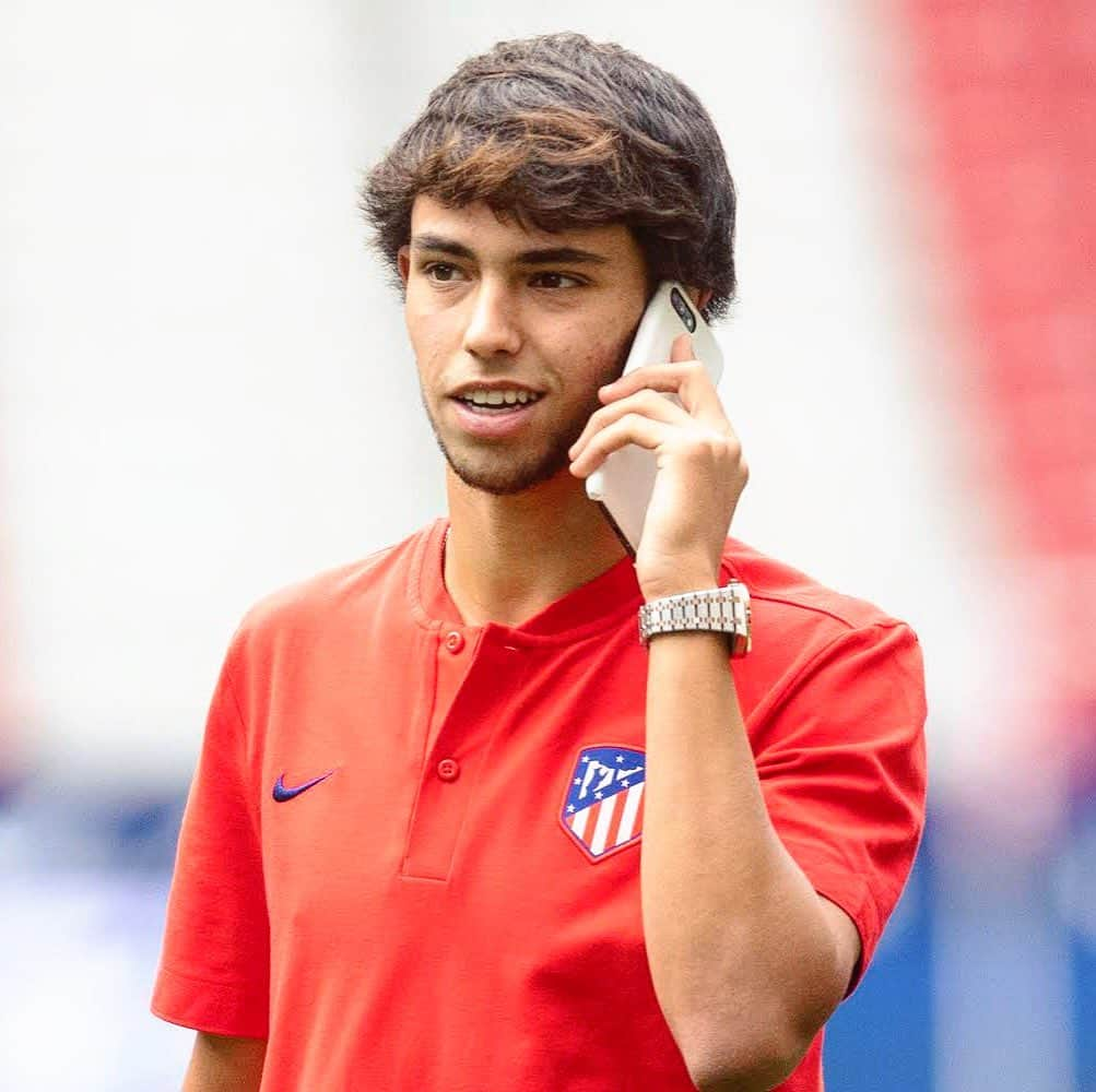 LFPさんのインスタグラム写真 - (LFPInstagram)「What you say, @joaofelix79? 😏🙌🏽 • #Joao #Felix #Call #Atleti #LaLiga #LaLigaSantander」9月2日 0時53分 - laliga