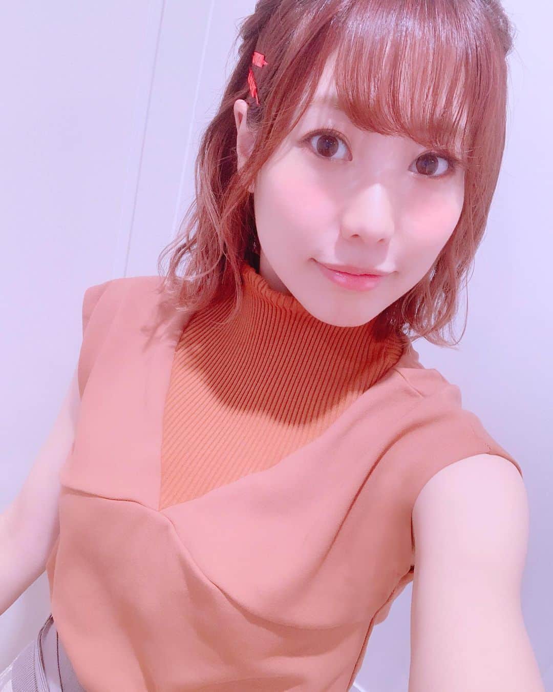 楠田亜衣奈のインスタグラム：「9月ですって！」