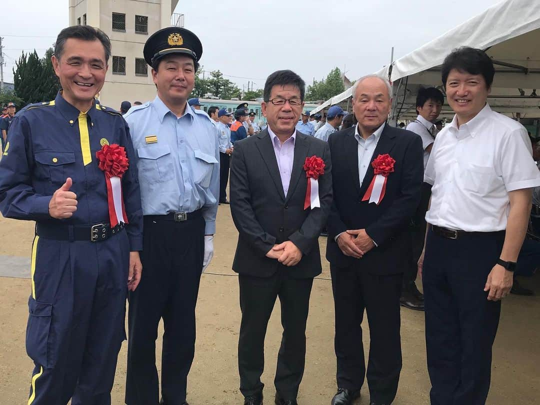 足立康史さんのインスタグラム写真 - (足立康史Instagram)「今日は朝から大東市の消防学校へ。第６３回大阪府消防大会が開催され、能勢町消防団が小型ポンプ操法の部に豊能地区代表として出場しました。皆さま、有難うございます！」9月1日 16時31分 - adachiyasushi