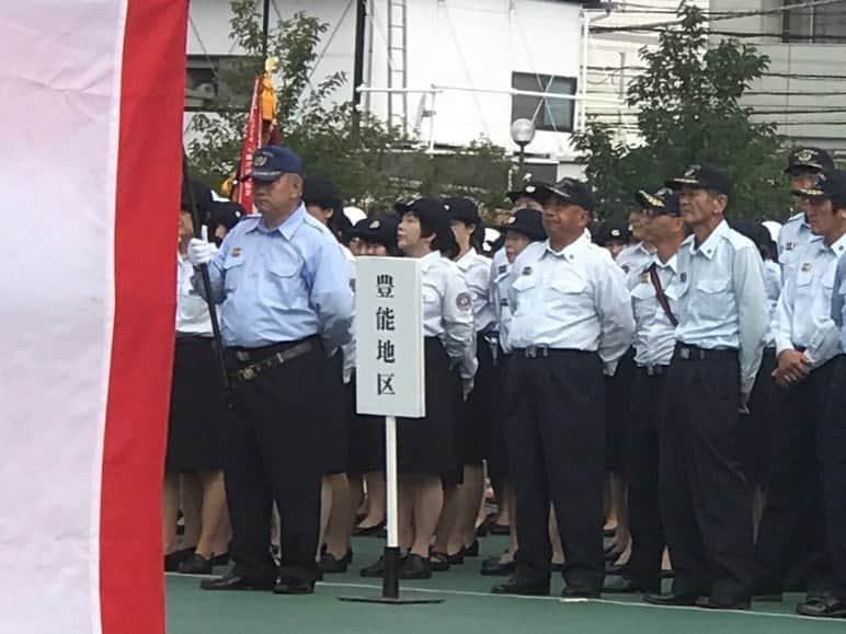 足立康史さんのインスタグラム写真 - (足立康史Instagram)「今日は朝から大東市の消防学校へ。第６３回大阪府消防大会が開催され、能勢町消防団が小型ポンプ操法の部に豊能地区代表として出場しました。皆さま、有難うございます！」9月1日 16時31分 - adachiyasushi