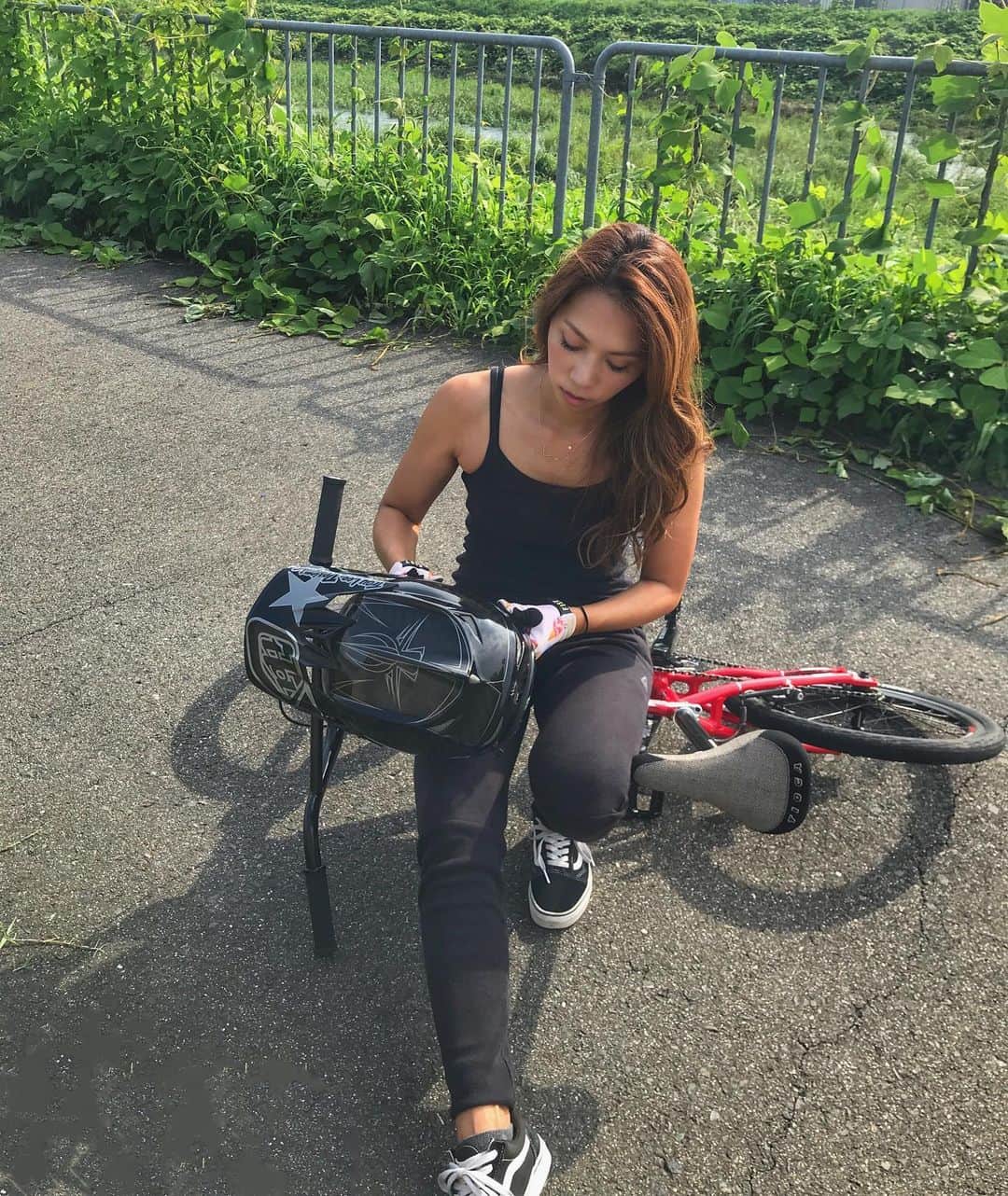 飯端美樹のインスタグラム：「今日はとにかく湿度との戦いでした🥵 #bmxlife」
