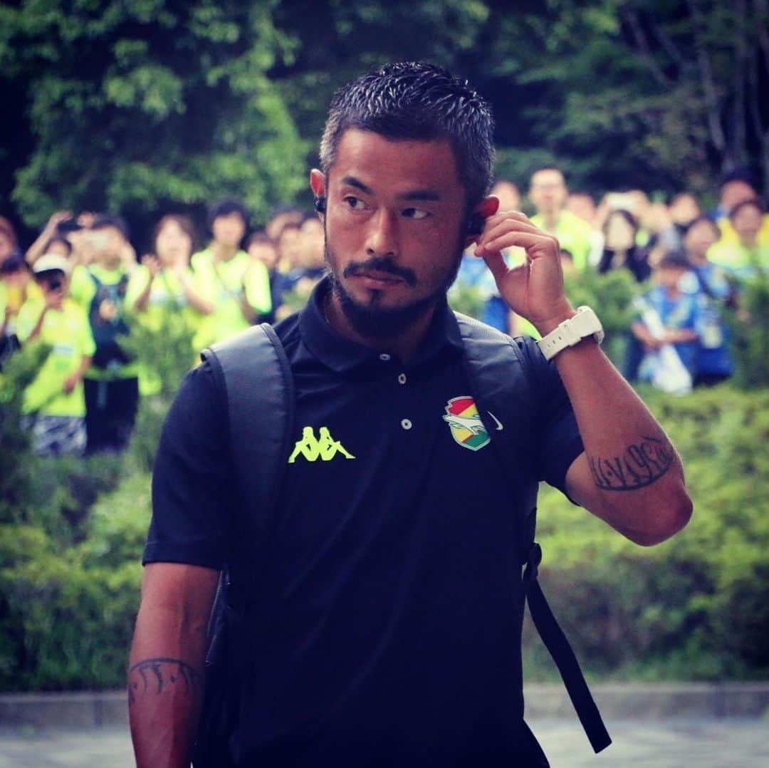 ジェフユナイテッド市原・千葉のインスタグラム：「選手がスタジアム🏟へ到着  #jefunited #jef  #ジェフ千葉 #FC町田ゼルビア #zelvia #明治安田生命J2リーグ #Jリーグ #jleague」