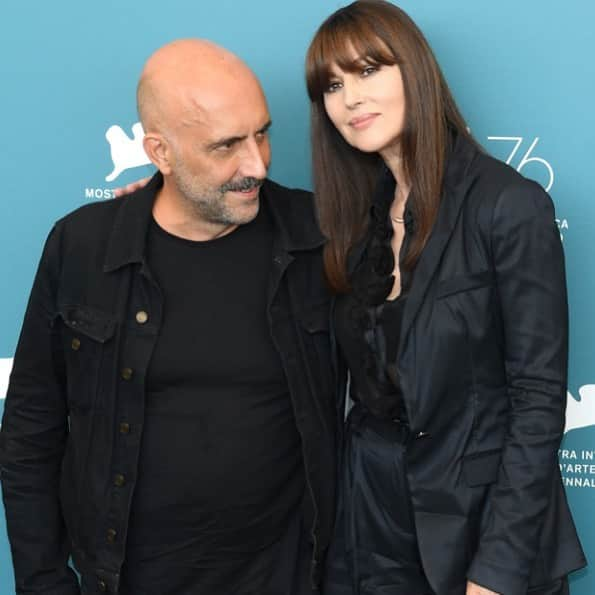 モニカ・ベルッチさんのインスタグラム写真 - (モニカ・ベルッチInstagram)「❤️With the Talented Gaspar Noé during the photocall for his Film IRRÉVERSIBLE, Straight Cut, 2019 during the Mostra di  Venezia, film festival. @gasparnoeofficial  @labiennale  Outfit @dolcegabbana  Jewelry @cartier  Hair @cedrickerguillec  Mua @letiziacarnevale  #monicabellucci#gasparnoe#filmdirector#irreversible#version#2019#filmfestival#mostradivenezia#photocall#venise#venice#моникабелуччи#outfit#dolcegabbana#clashdecartier#cartierdiamonds」9月1日 17時10分 - monicabellucciofficiel