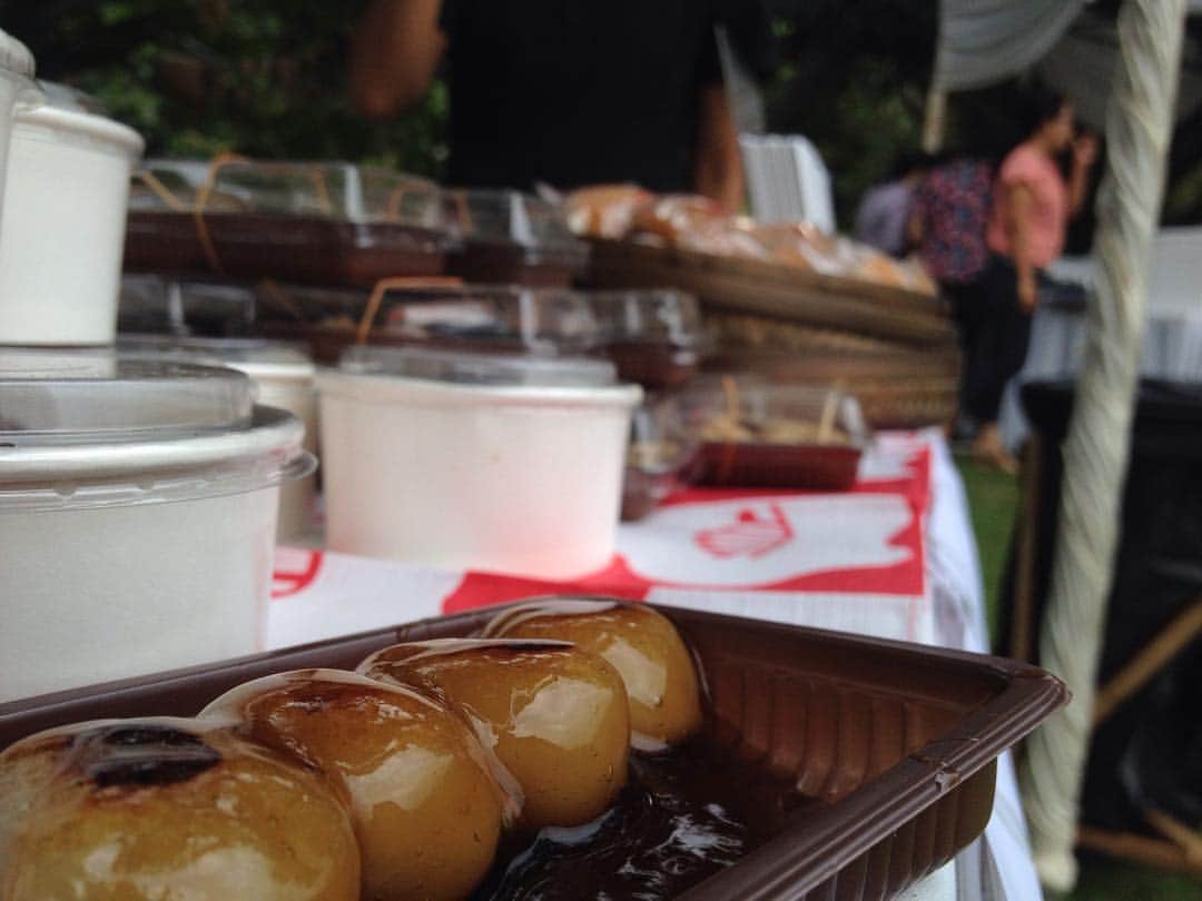 のインスタグラム：「Have you missed this one?  Find it in BON ODORI FESTIVAL 2019!  See you on Saturday, 14 September 2019 at Hongkong Garden, Sanur. Make sure you have an entrance ticket, guys!  Happy weekend!!! #september #toiro_wagashi #bonodori #festival #hongkonggarden #wagashi #japanese #tradition #culture」