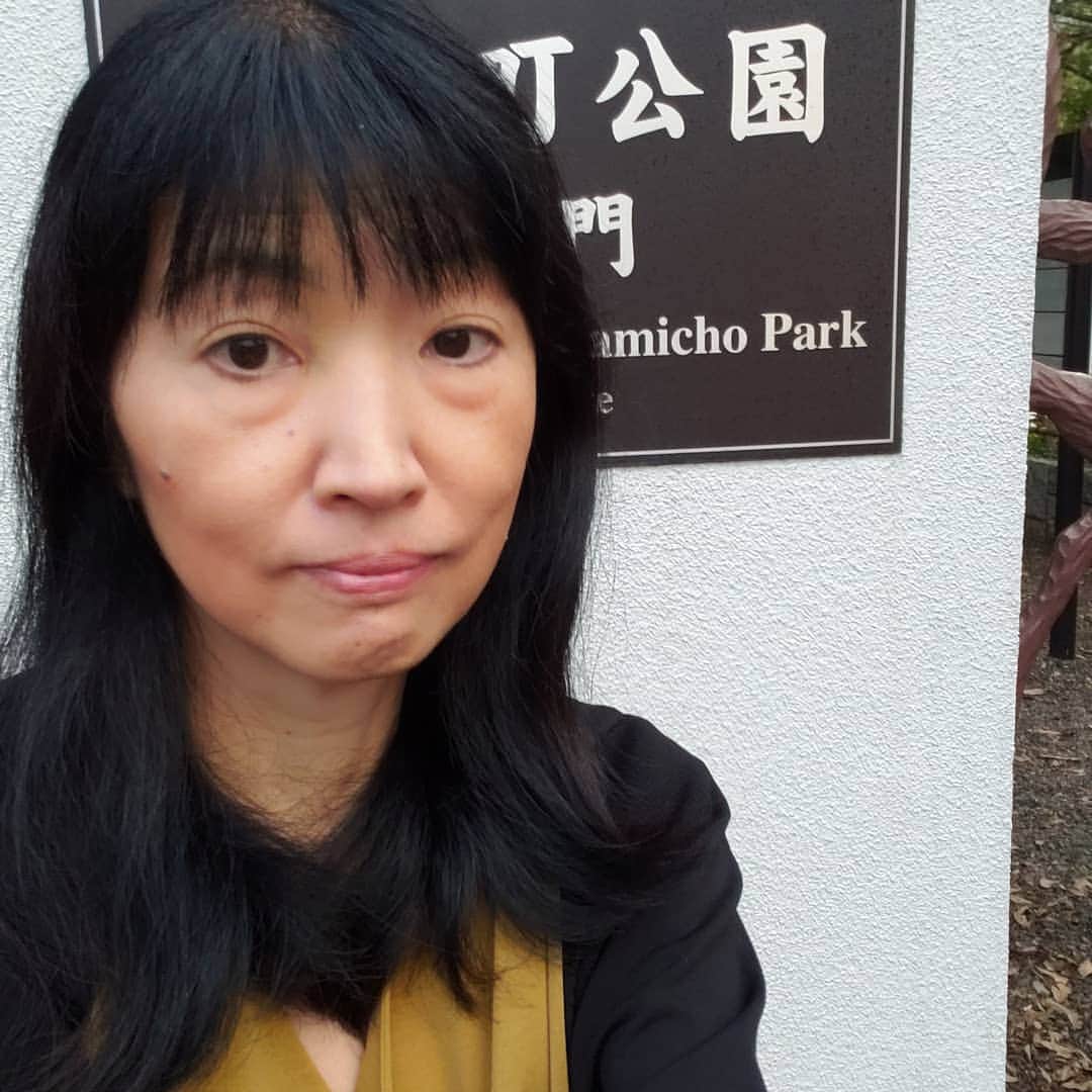 三宅雪子のインスタグラム：「もう二度と同じ悲しい出来事がありませんように。腰痛をおして行って来ました。よろよろ。」