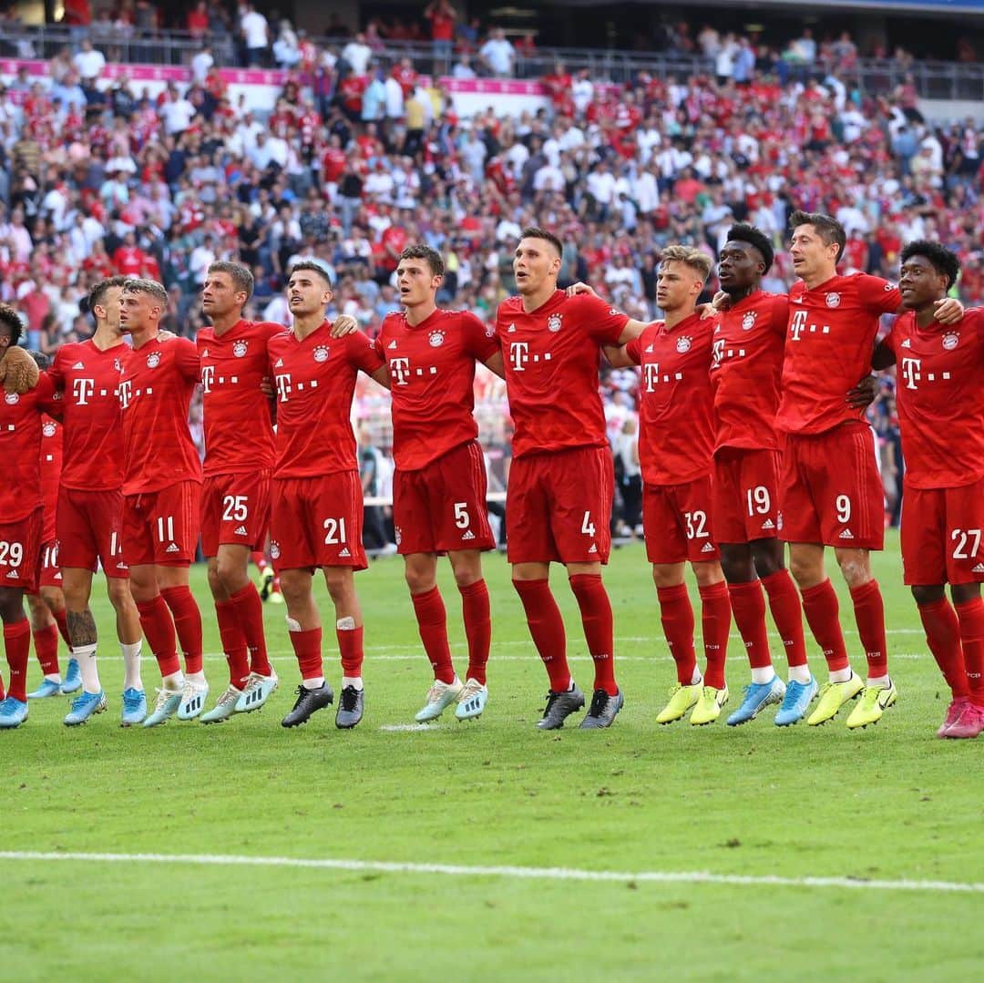 トーマス・ミュラーのインスタグラム：「6:1 win against @1fsvmainz05 after 0:1 💪 Start rolling 👍🏼😀 ⚽️ #miasanmia #fcbayern #esmuellert #packmas #bundesliga #fcbm05 📷 @alexanderhassenstein」