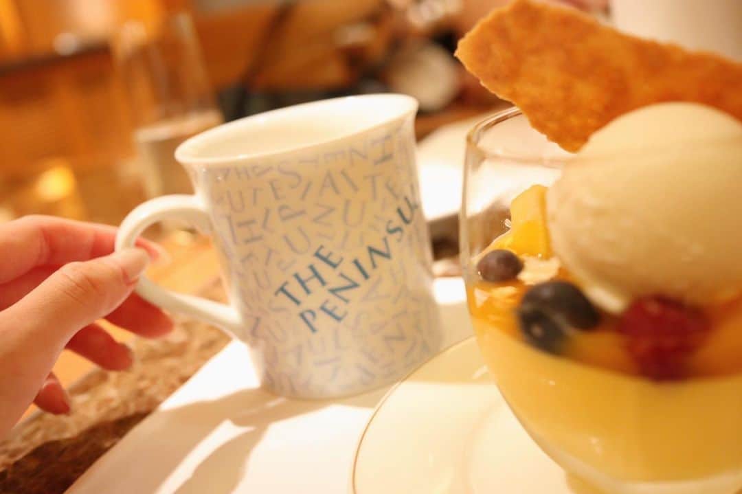 のインスタグラム：「大好物なこちらのマンゴープリン♪ 思い出の日に思い出の場所へ来たよ୨୧ #マンゴープリン」